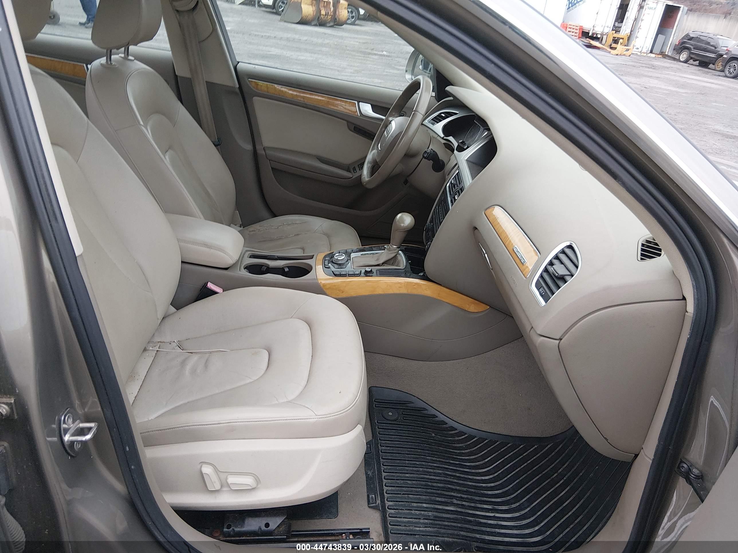 AUDI A4 image 5