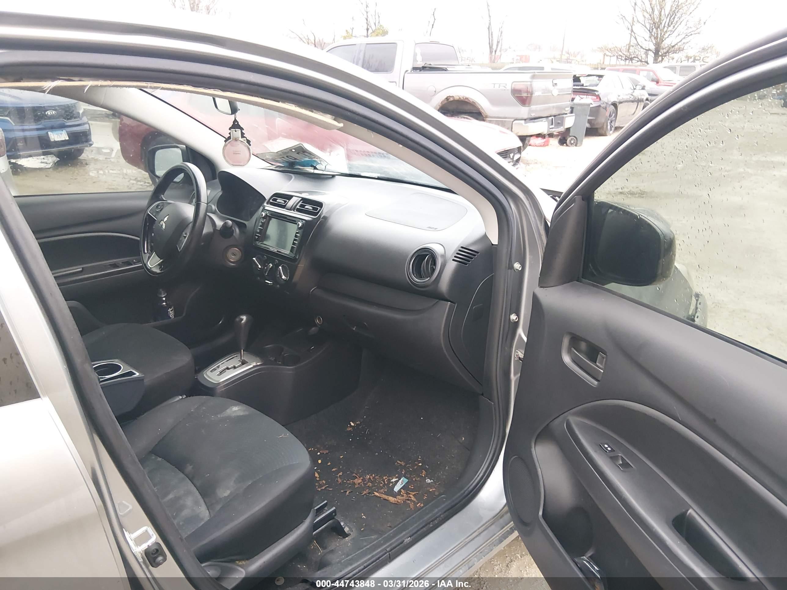 MITSUBISHI MIRAGE image 5
