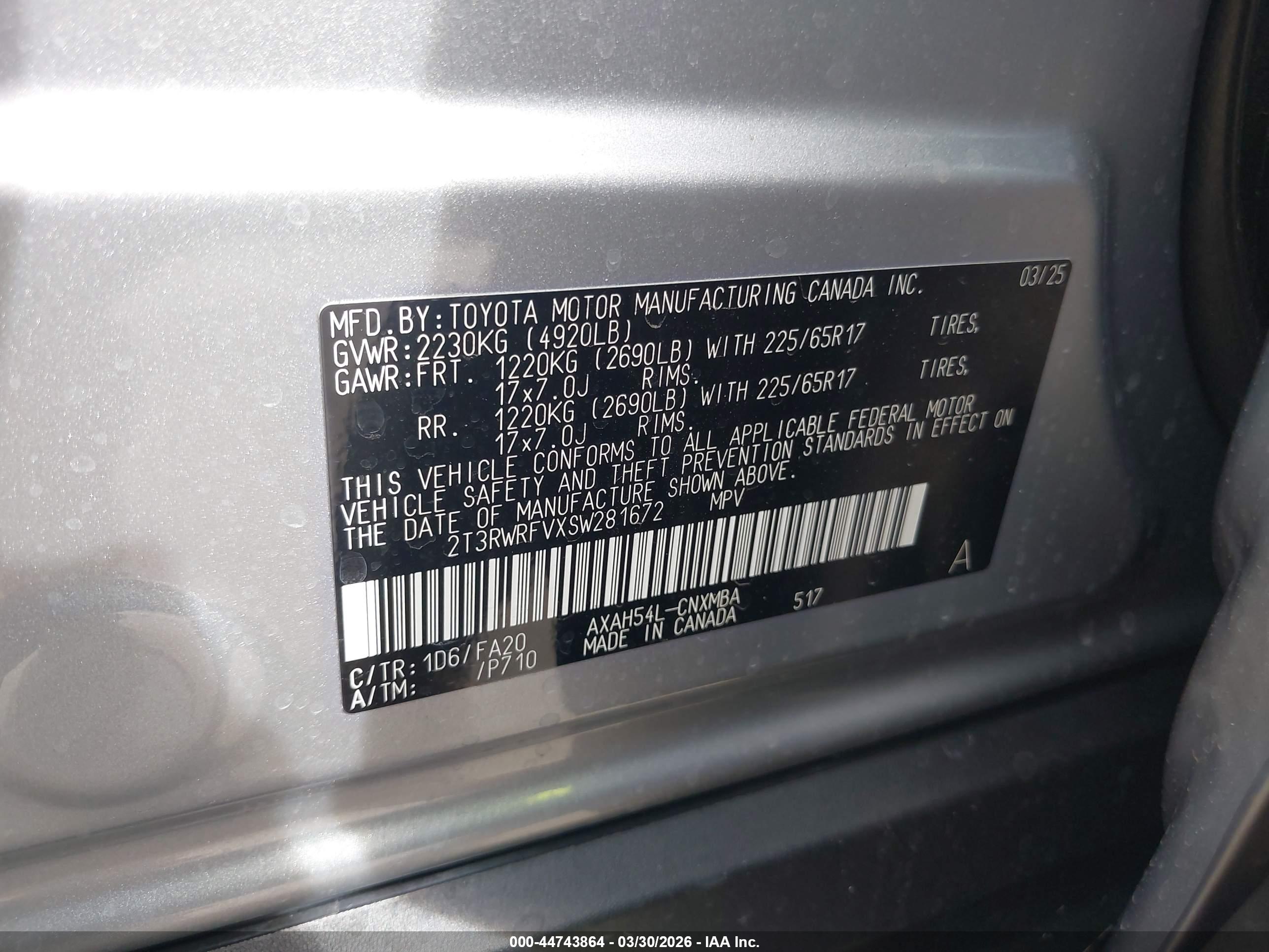 TOYOTA RAV4 image 9