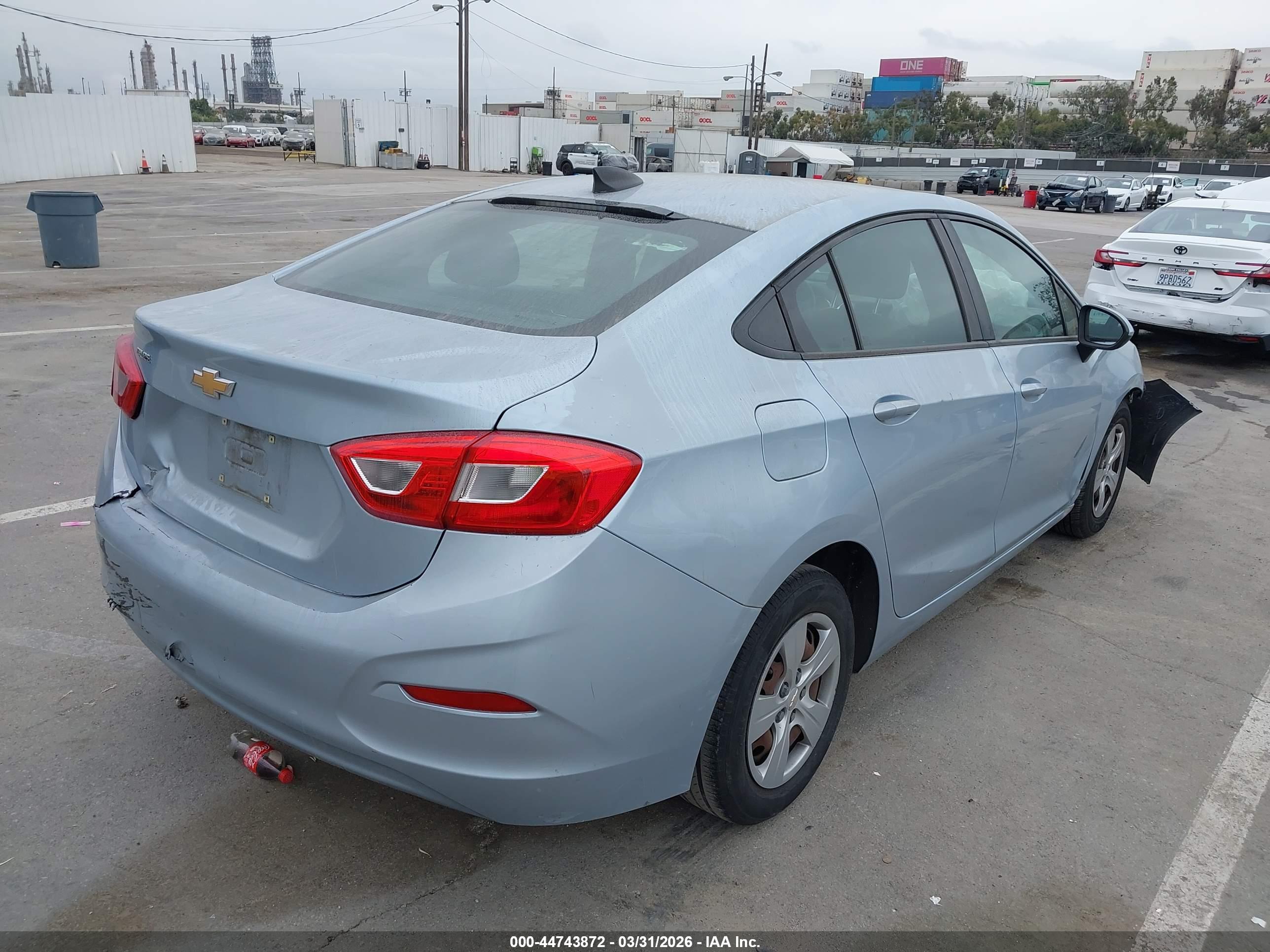 CHEVROLET CRUZE image 4