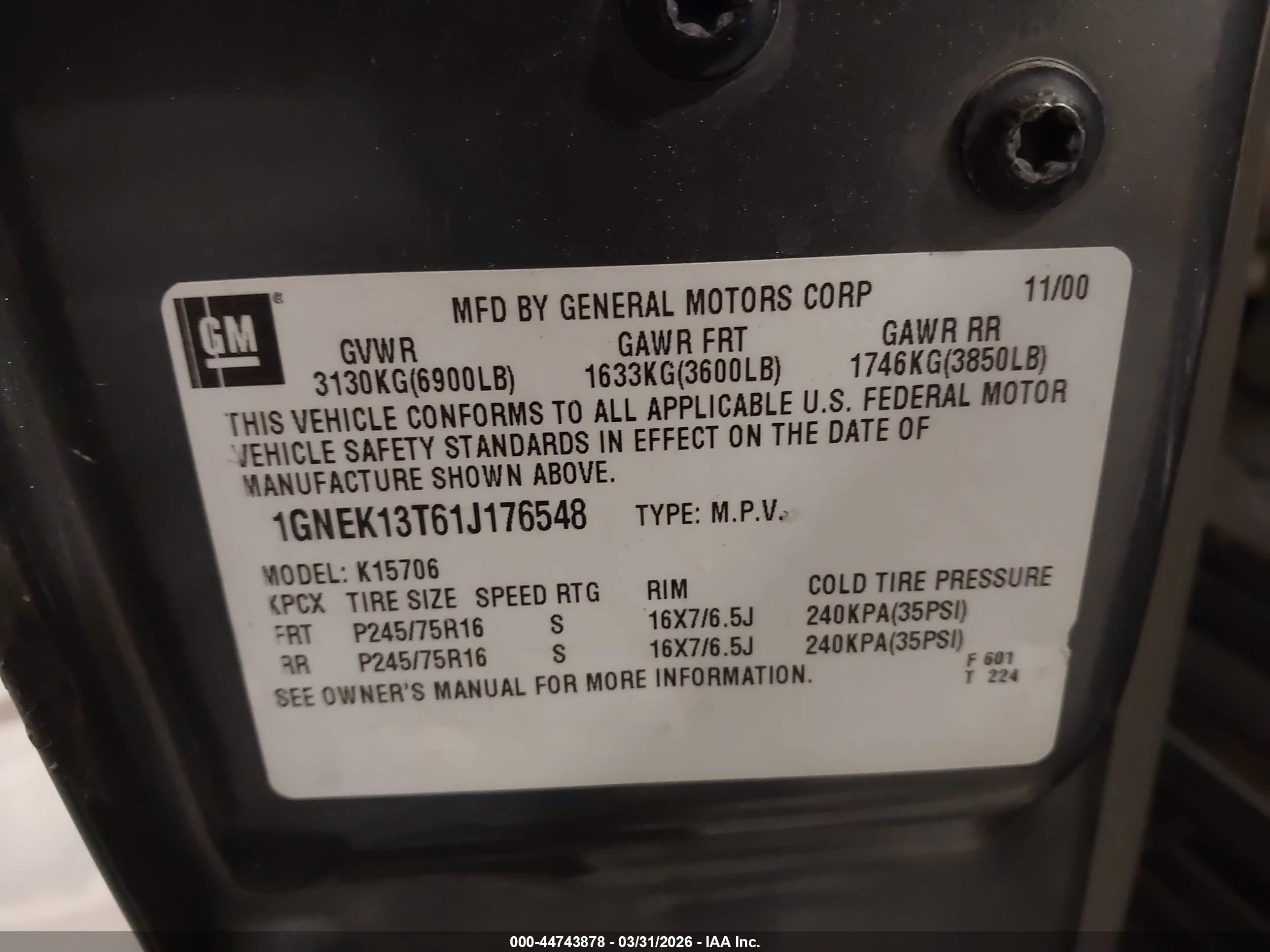 CHEVROLET TAHOE image 9