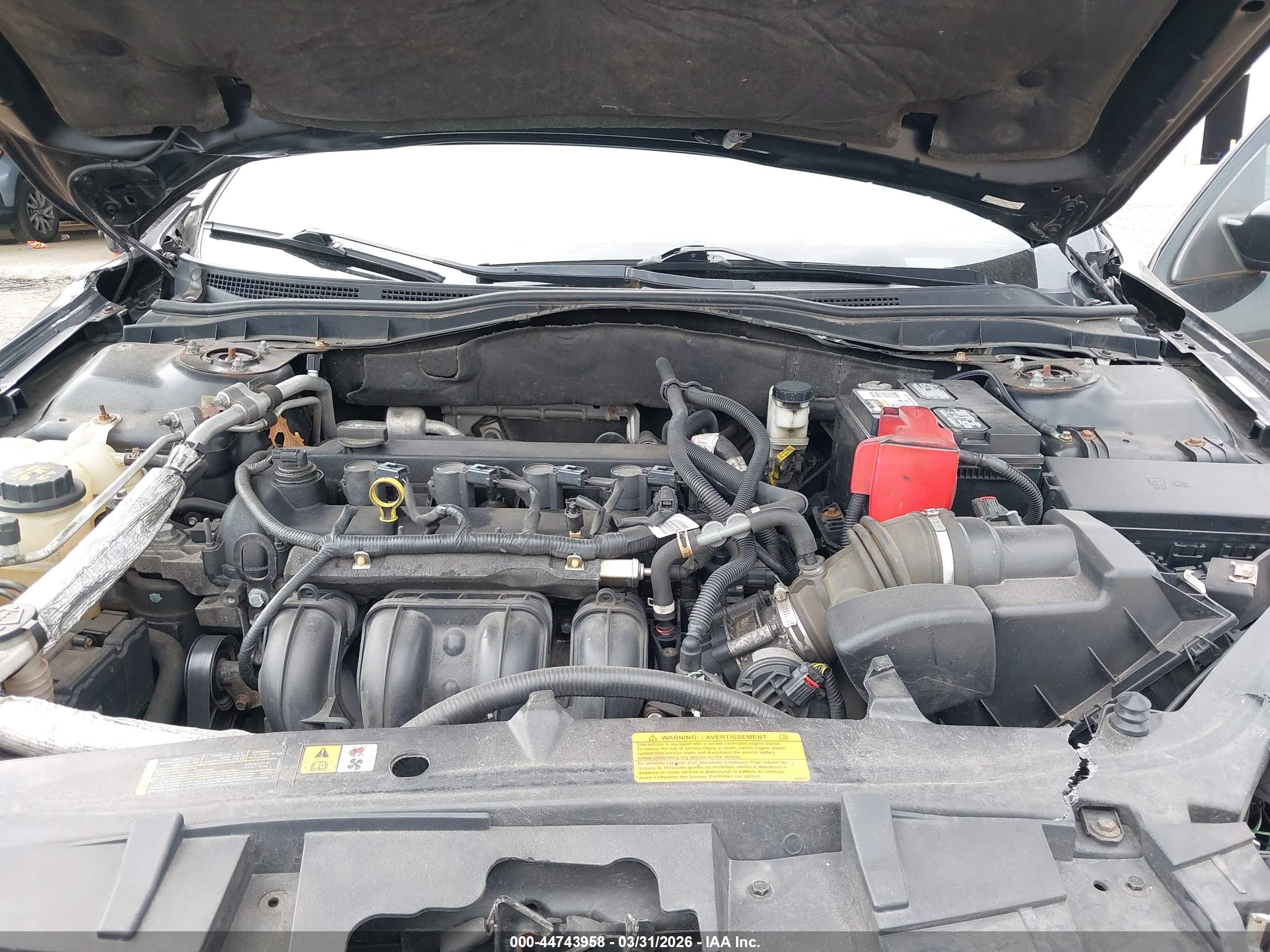 FORD FUSION image 10