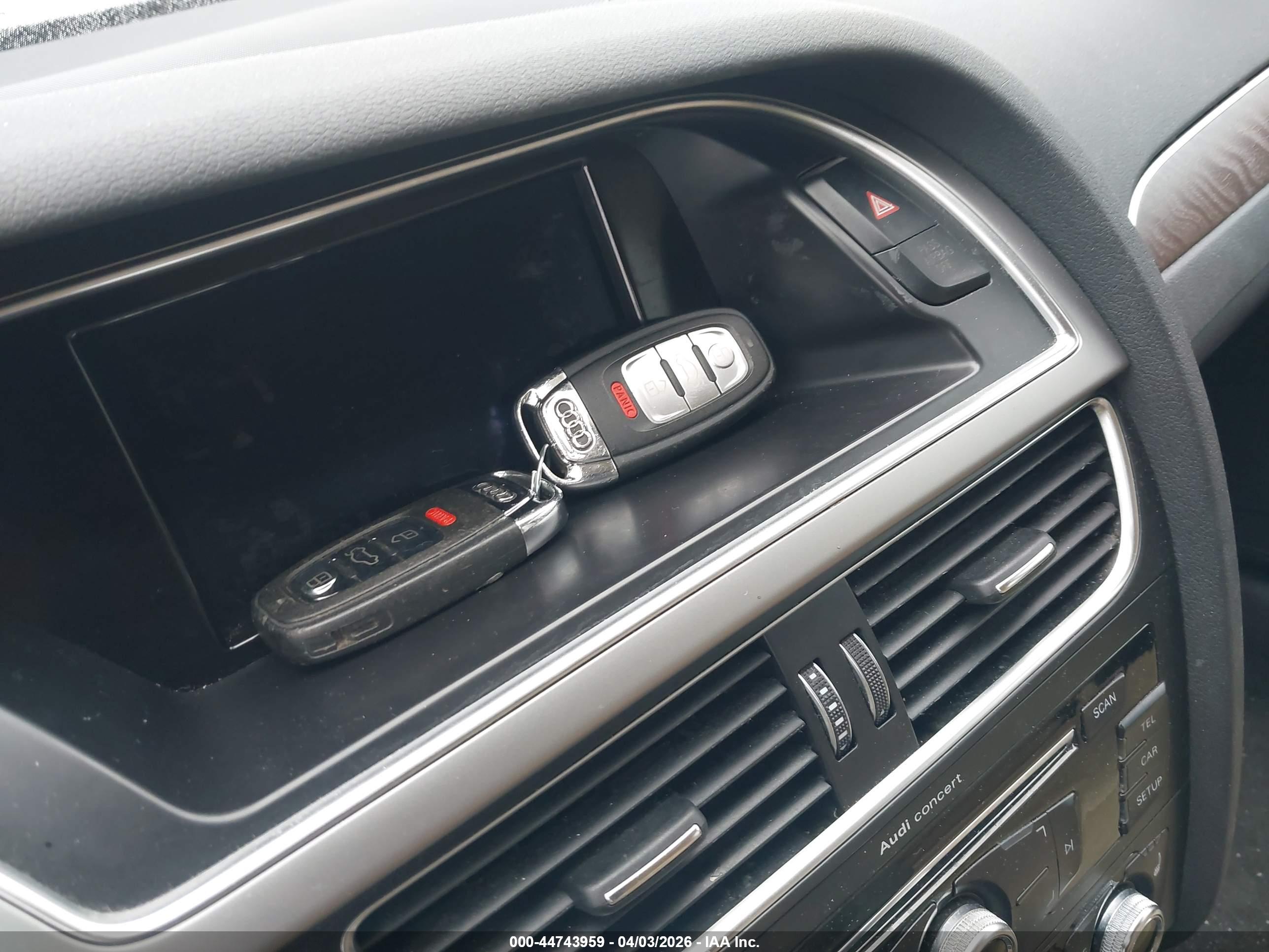 AUDI A4 image 11