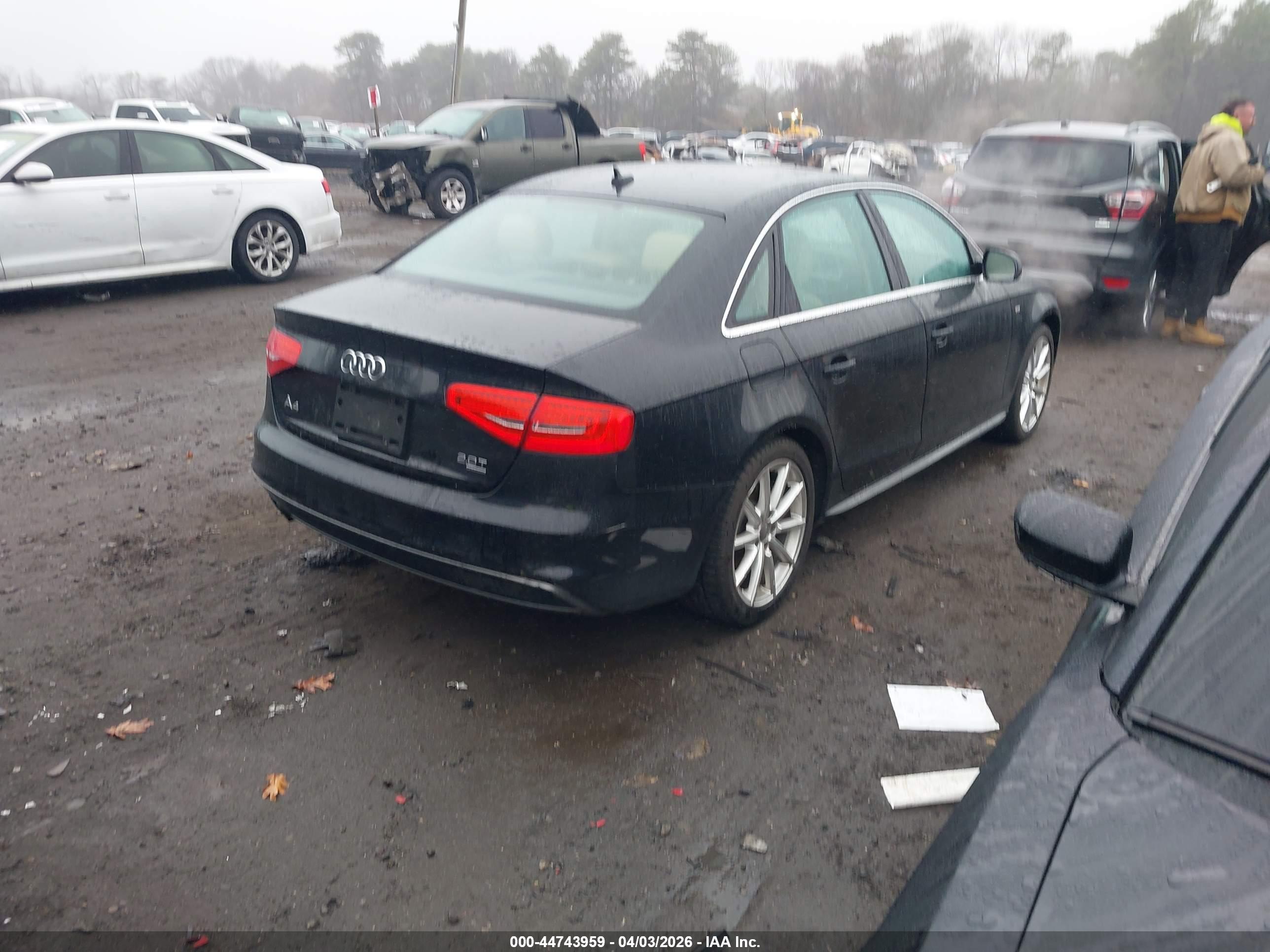 AUDI A4 image 4