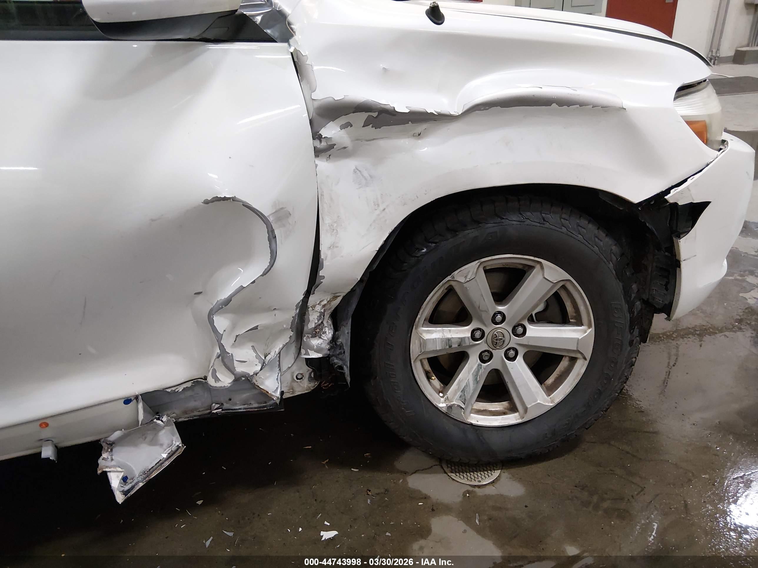 TOYOTA HIGHLANDER image 6