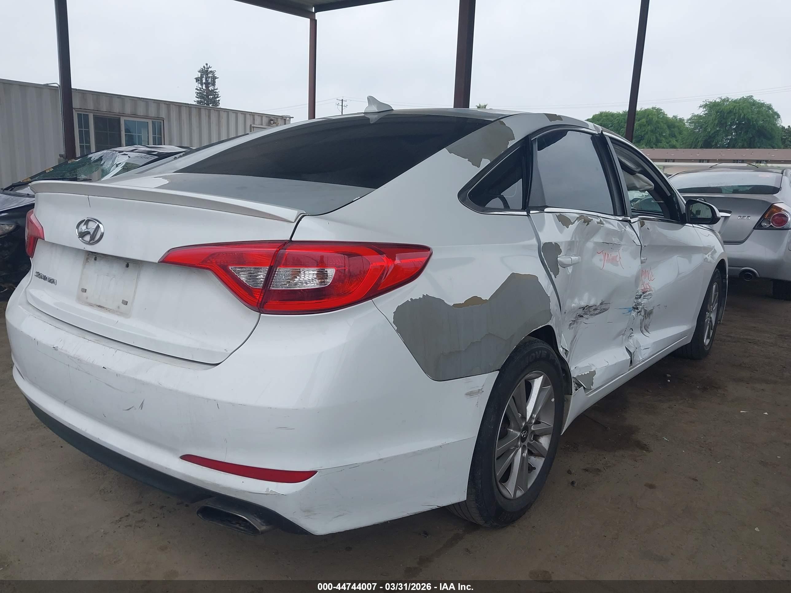 HYUNDAI SONATA image 4