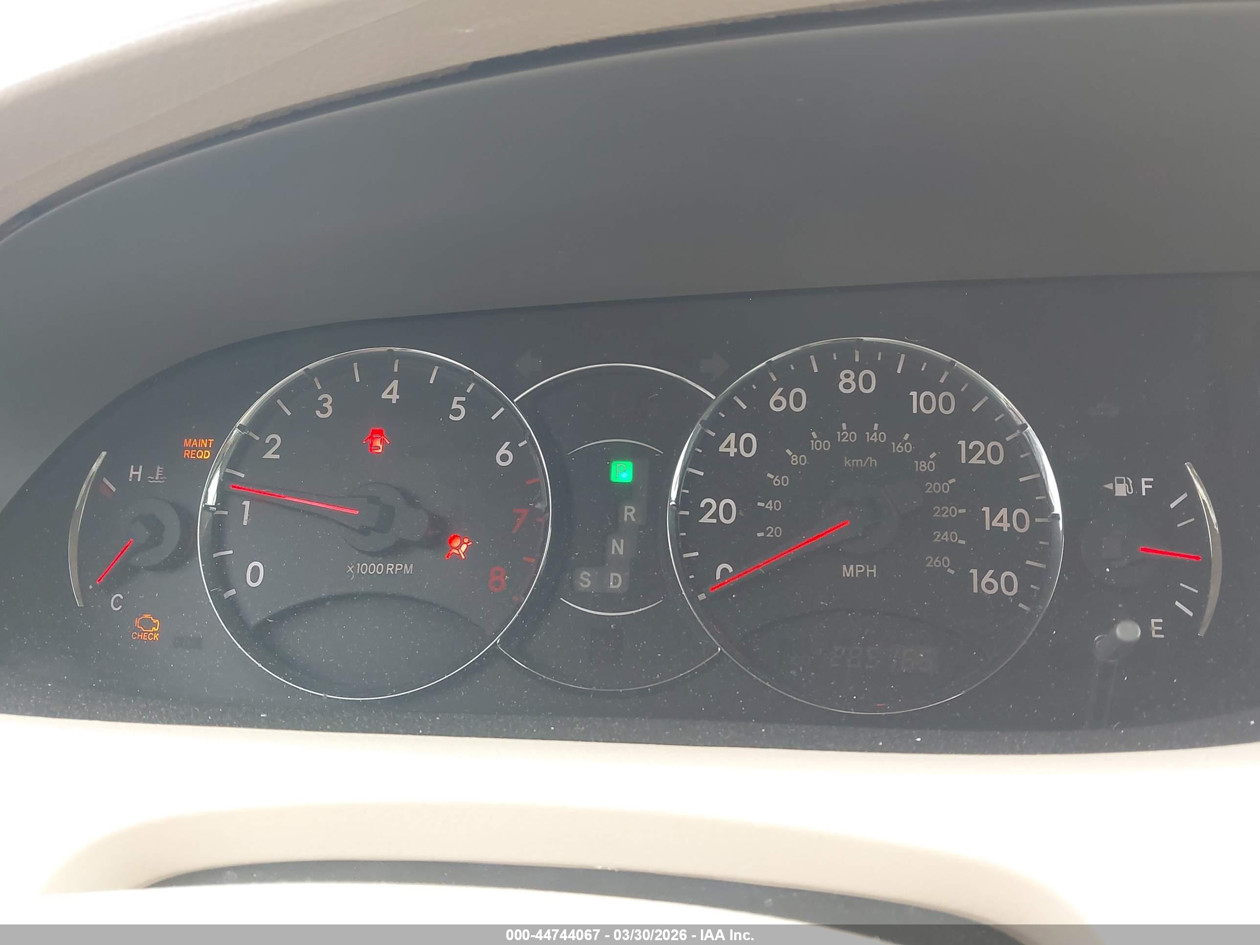 TOYOTA AVALON image 7