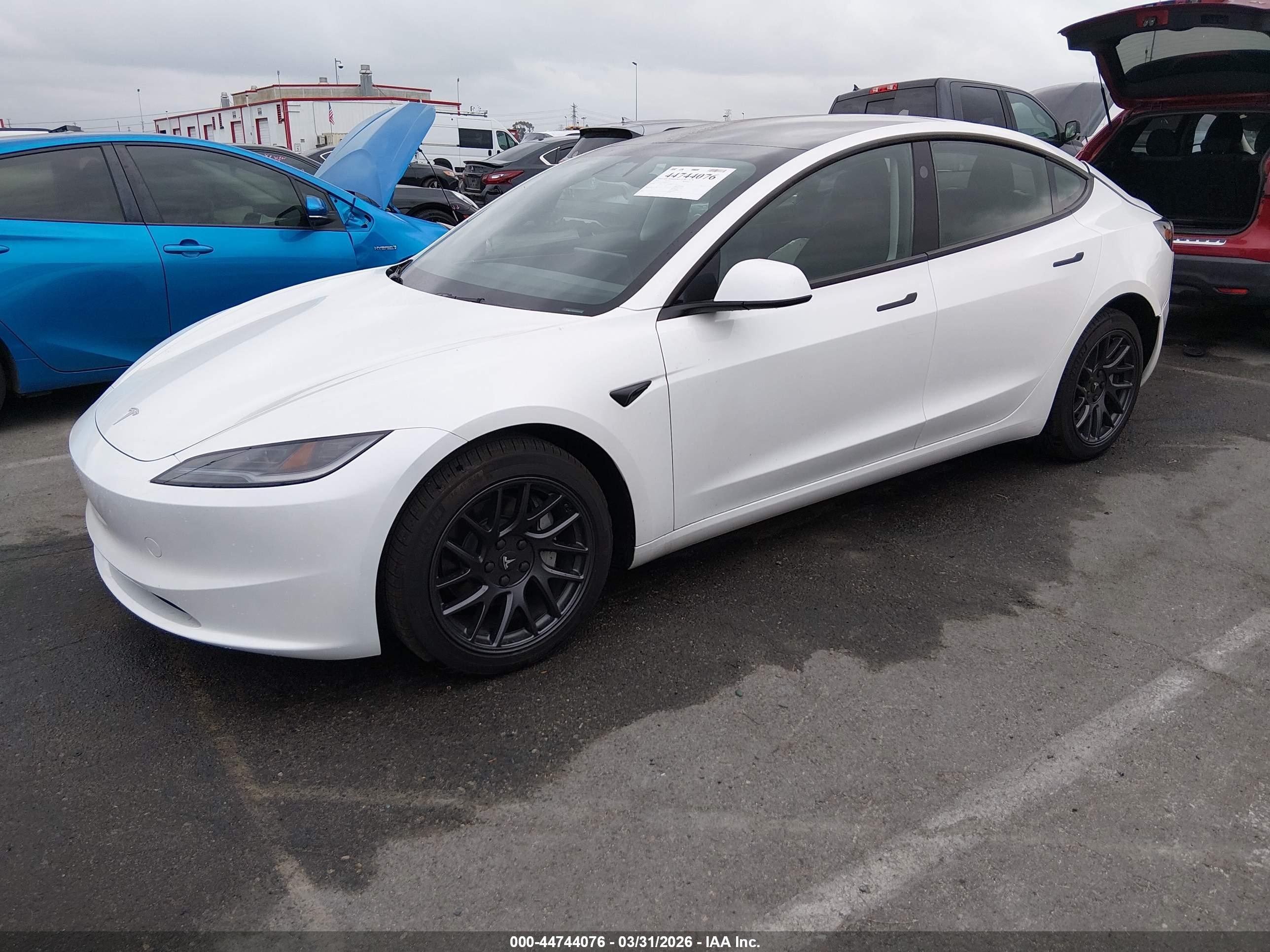 TESLA MODEL image 2