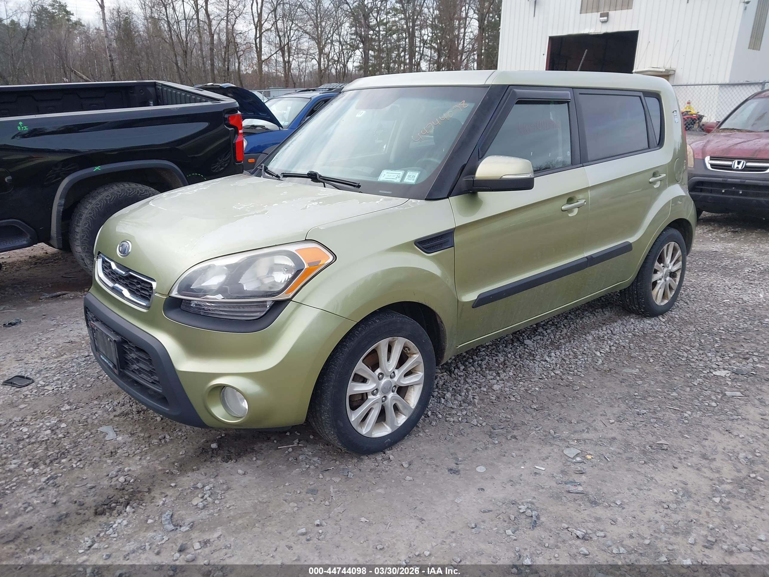 KIA SOUL image 2