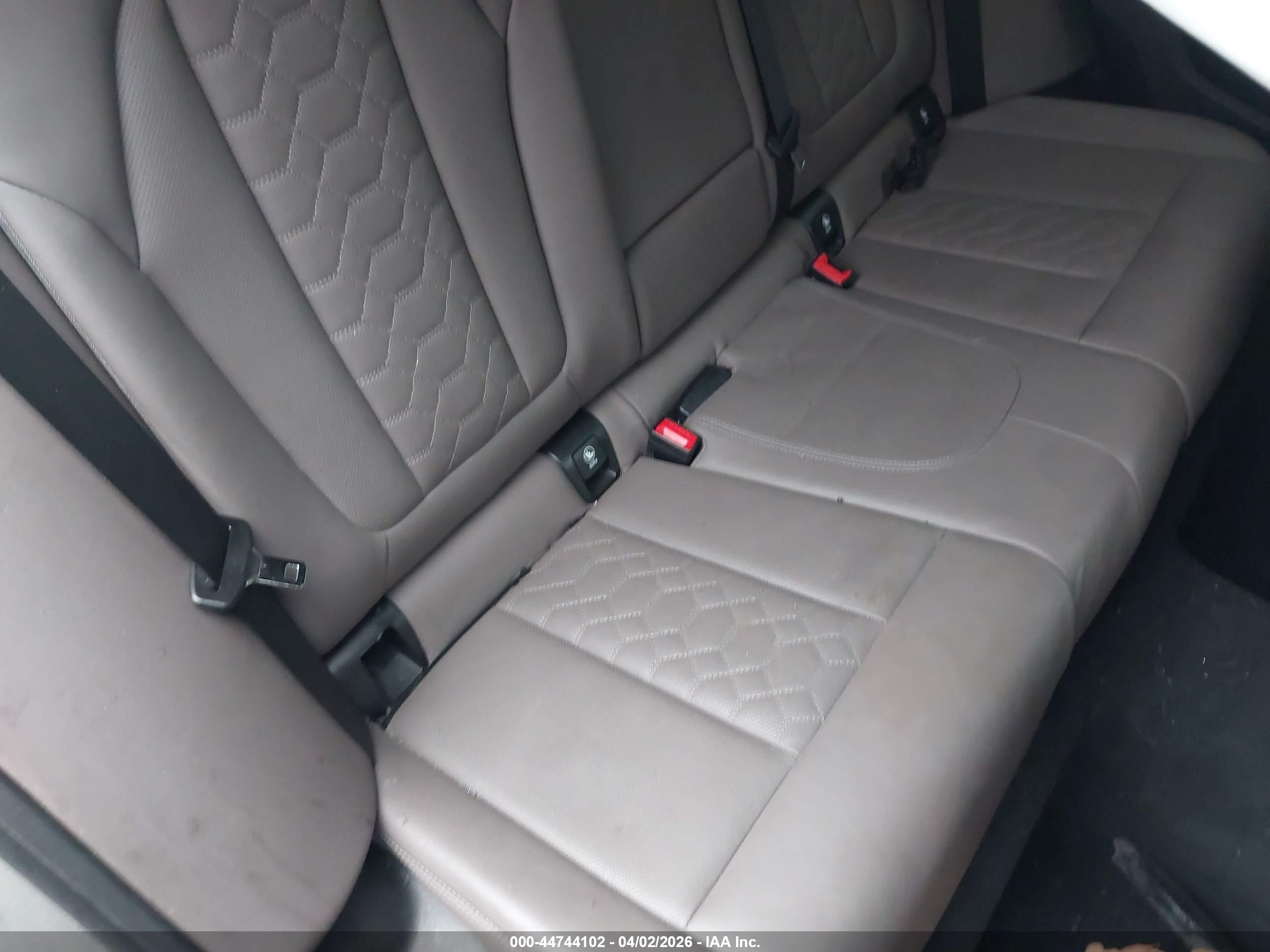 BMW X3 image 8