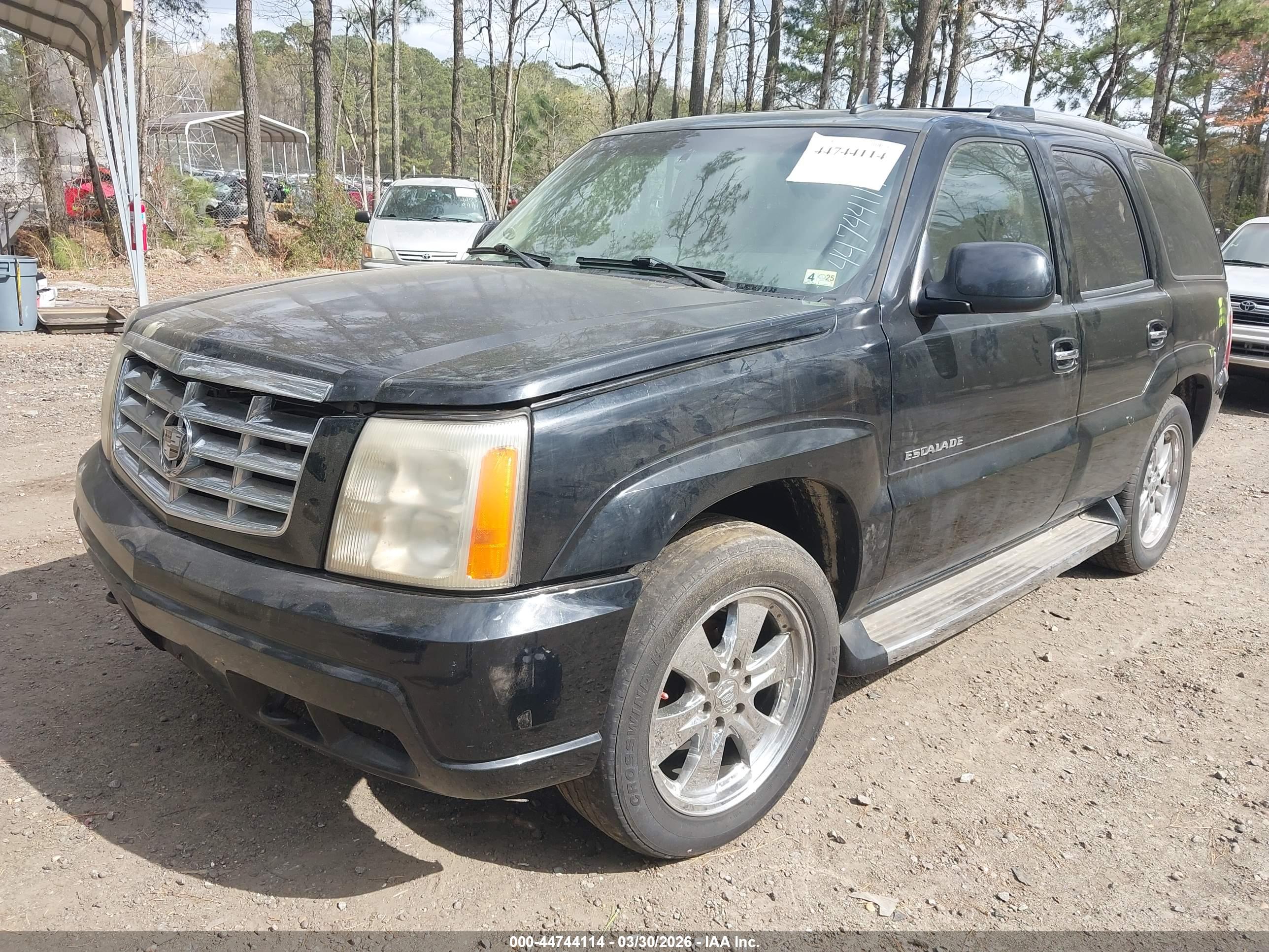 CADILLAC ESCALADE image 2