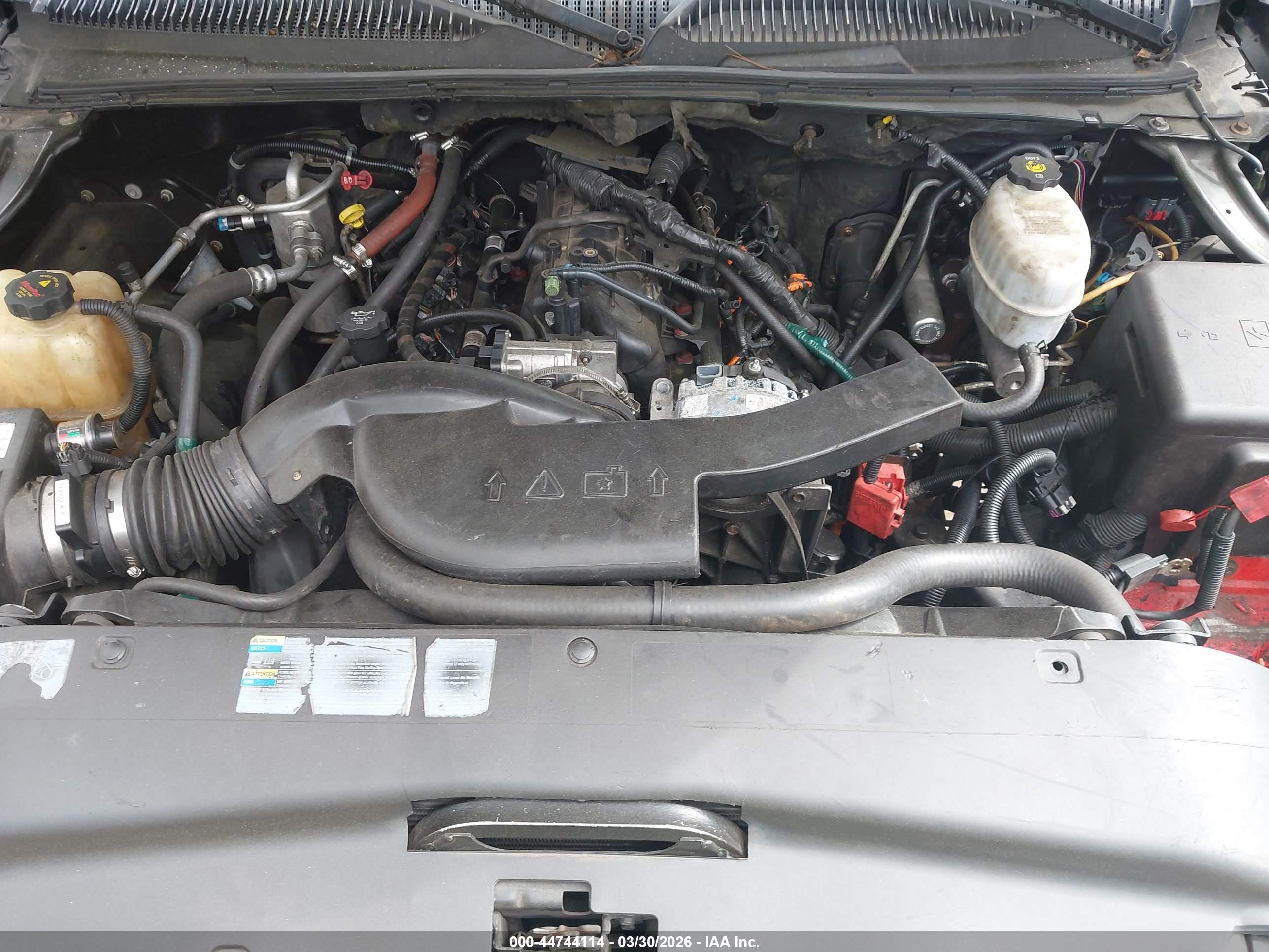 CADILLAC ESCALADE image 6