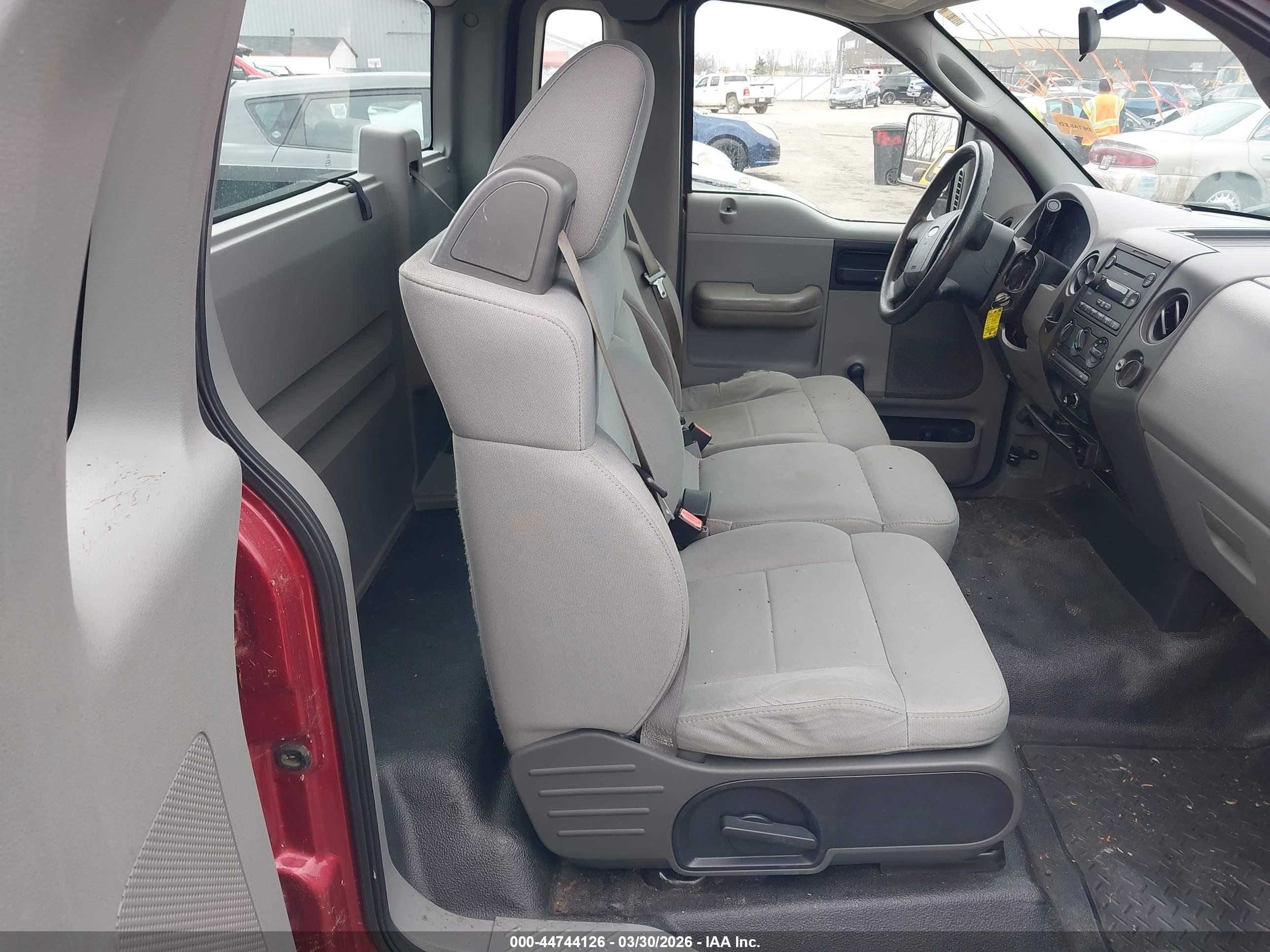 FORD F-150 image 8