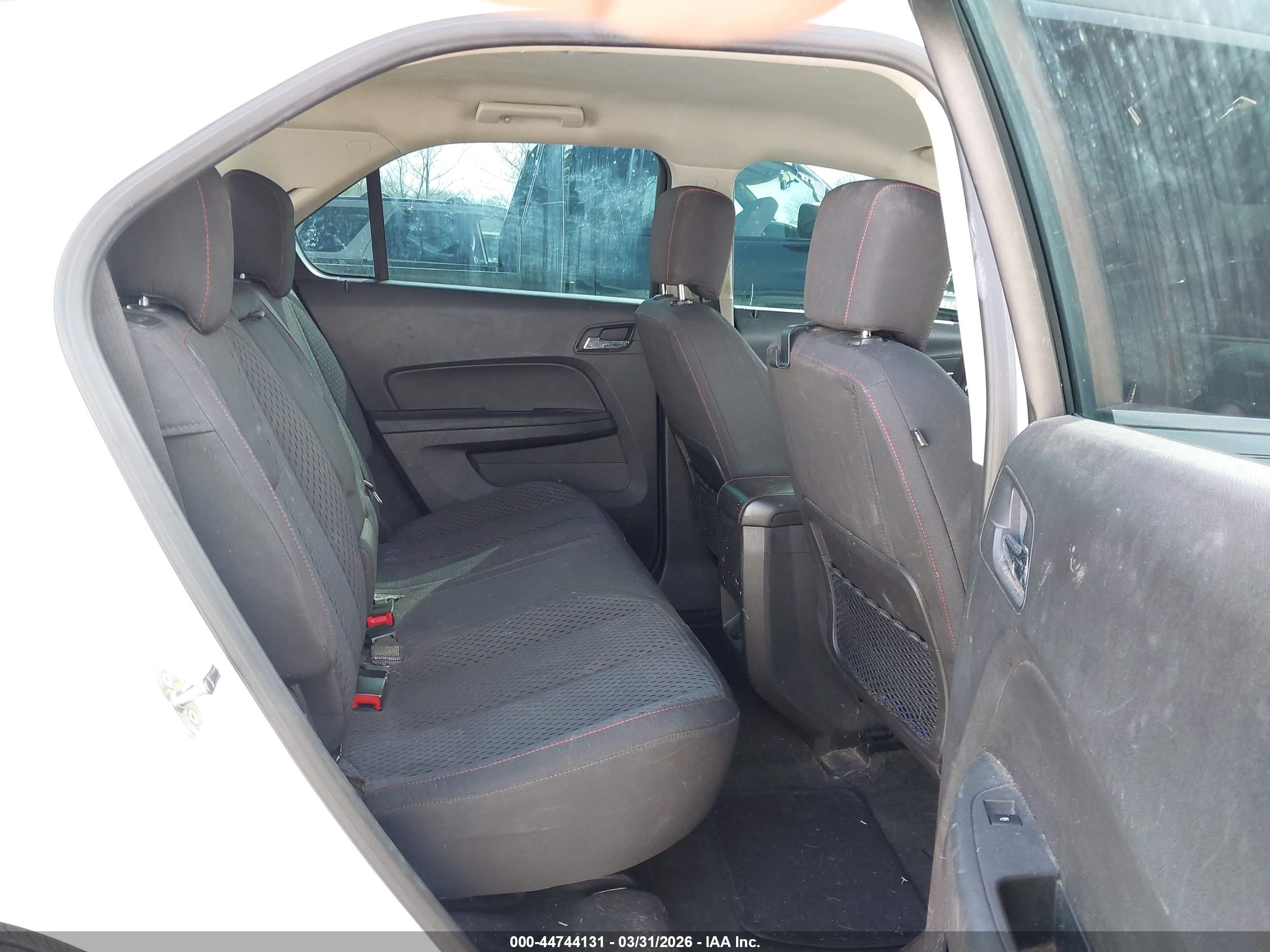 CHEVROLET EQUINOX image 8