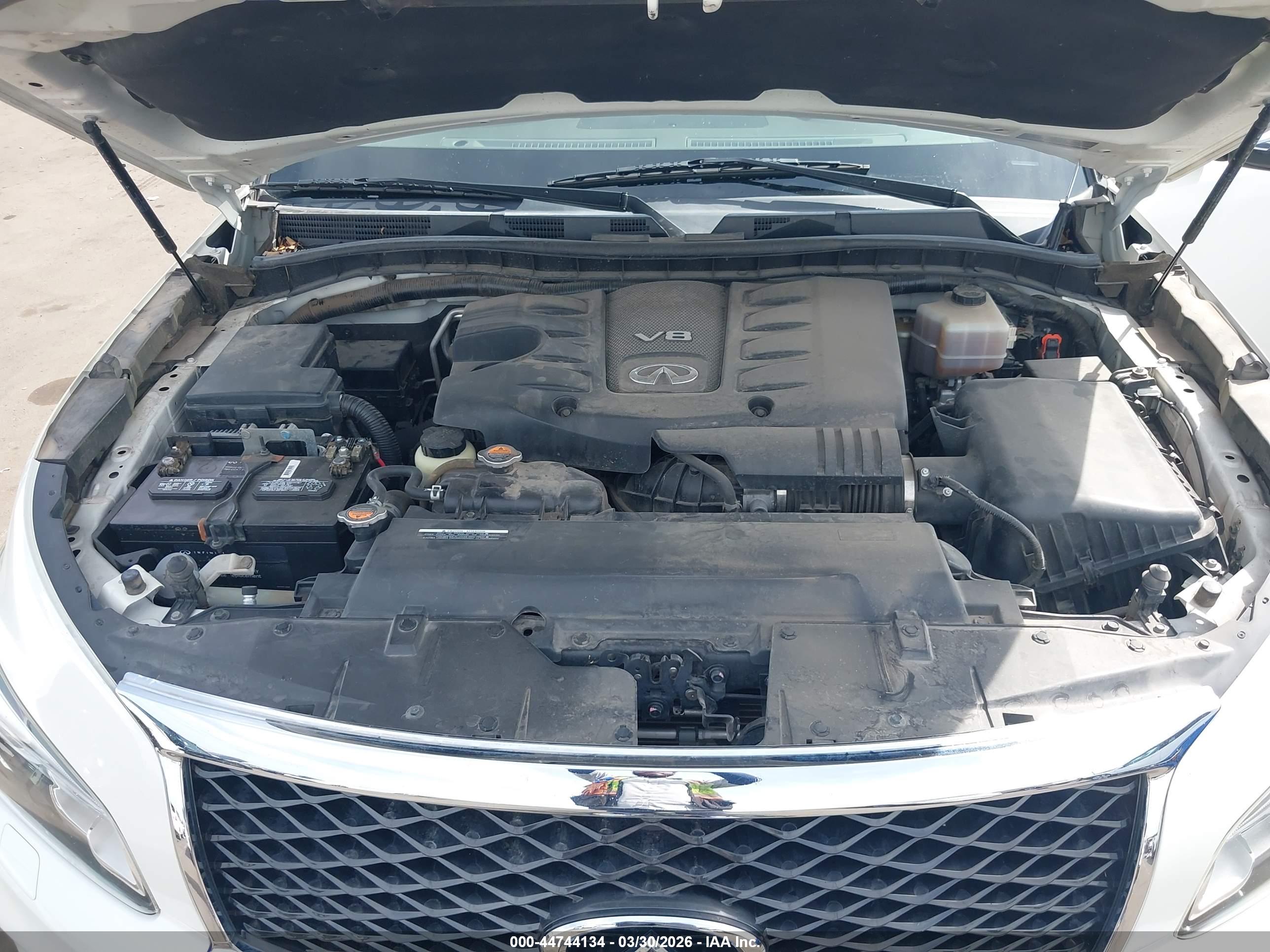 INFINITI QX80 image 10