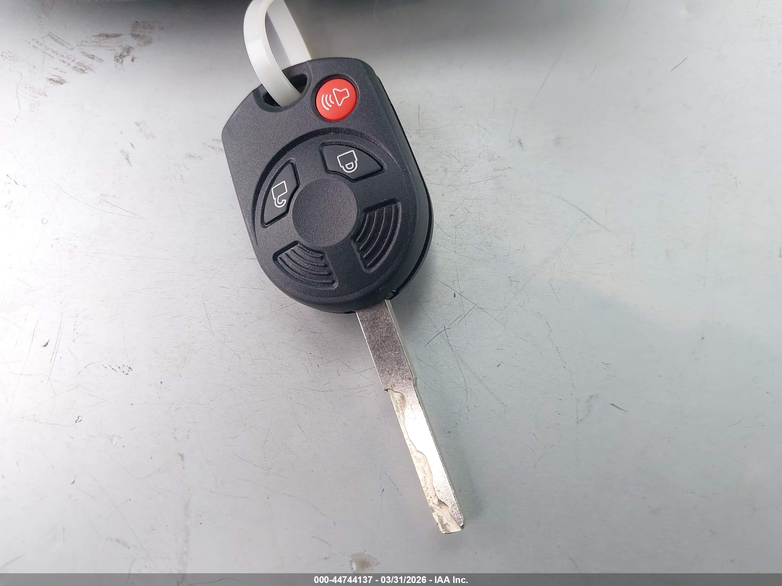 FORD ESCAPE image 11