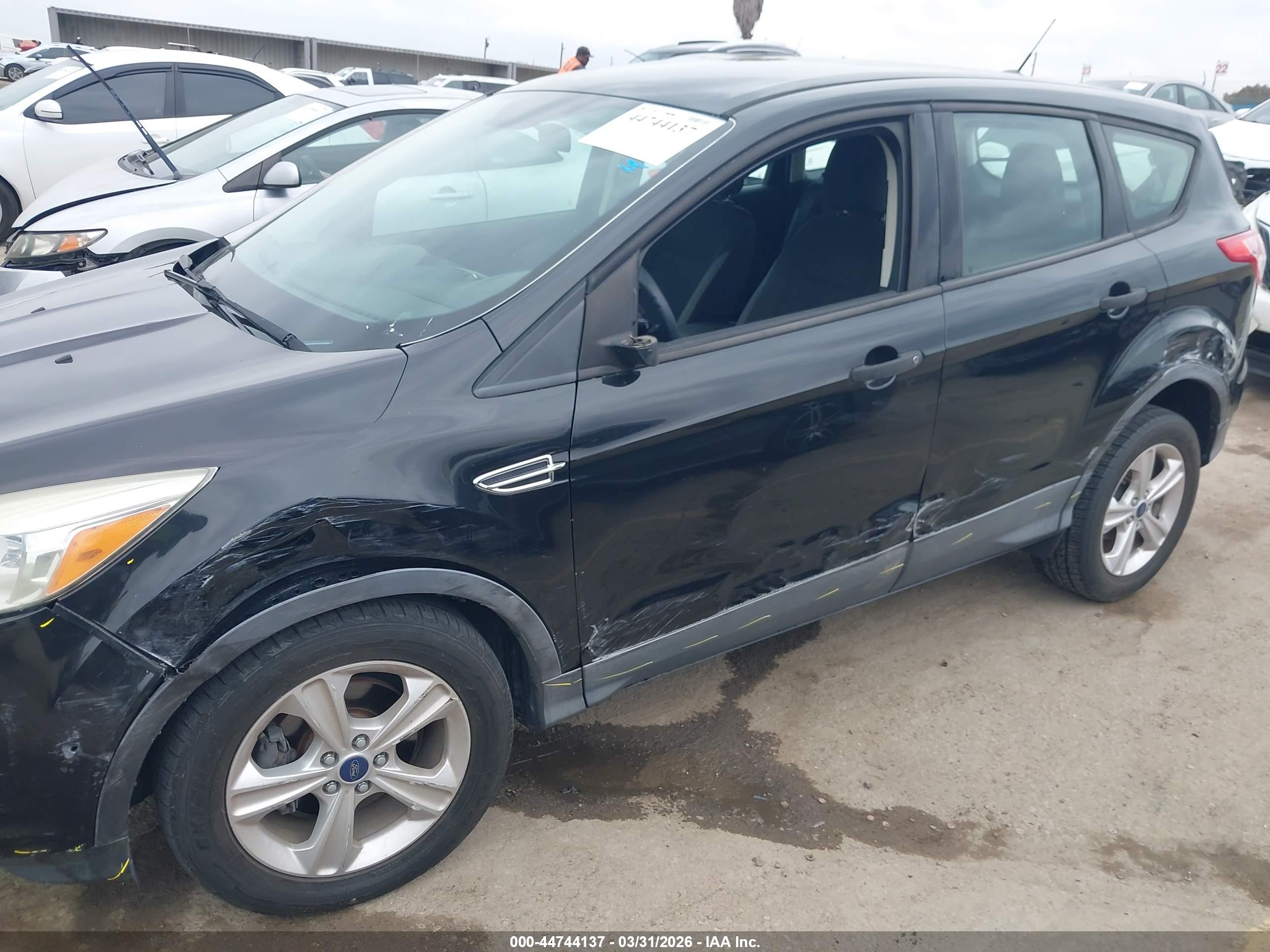 FORD ESCAPE image 6