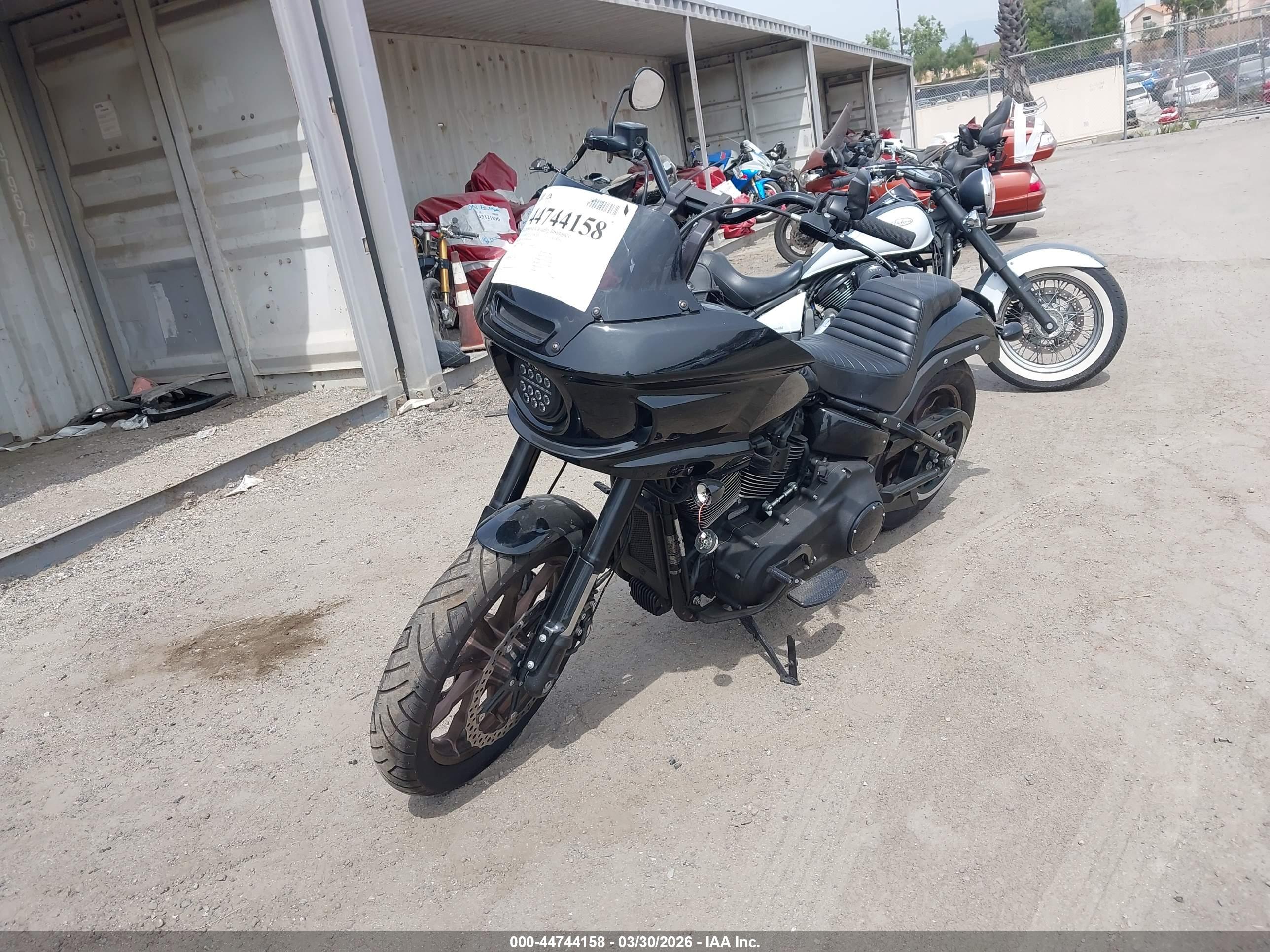 HARLEY-DAVIDSON FXLRST image 2