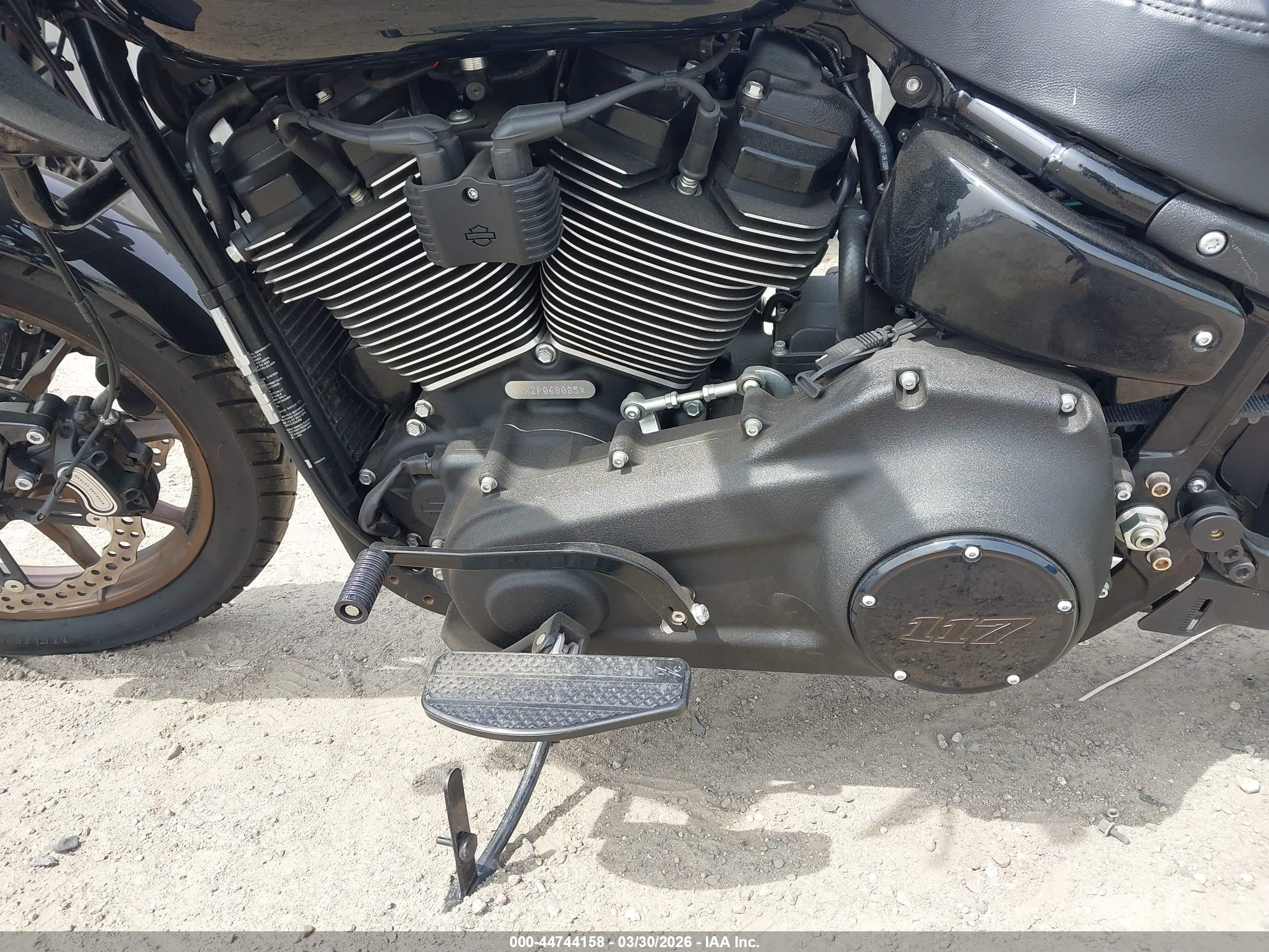 HARLEY-DAVIDSON FXLRST image 9