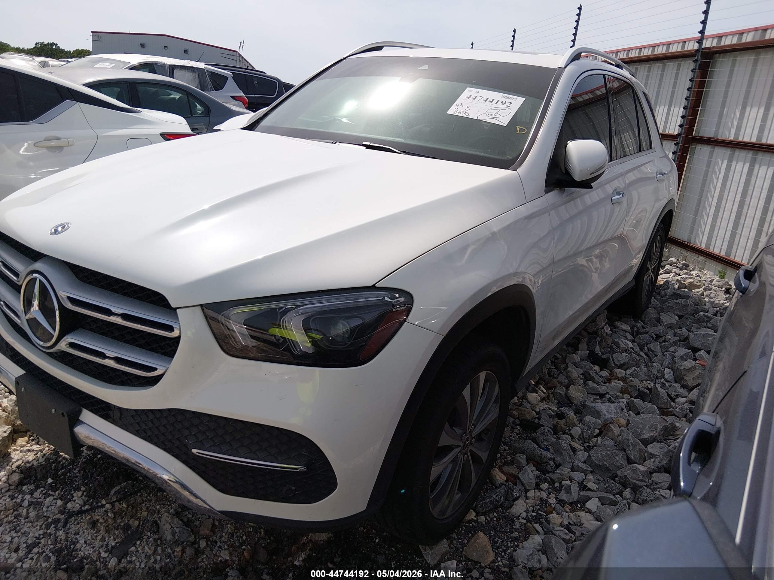 MERCEDES-BENZ GLE image 2
