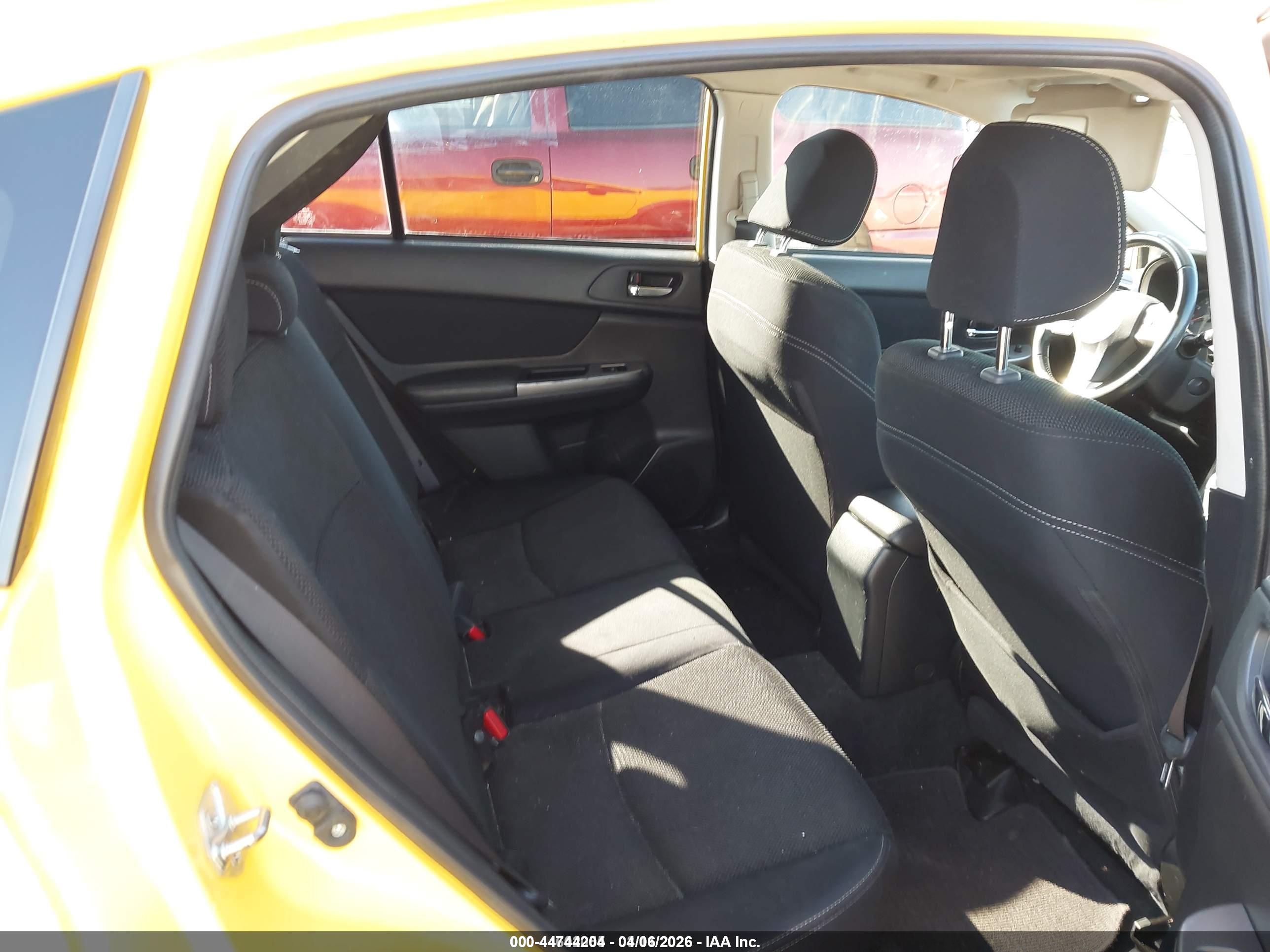 SUBARU XV image 8