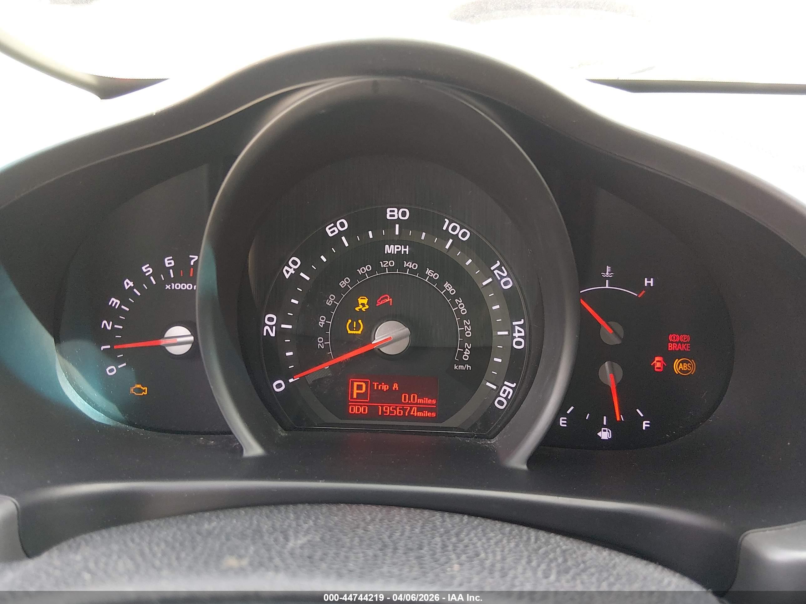 KIA SPORTAGE image 7