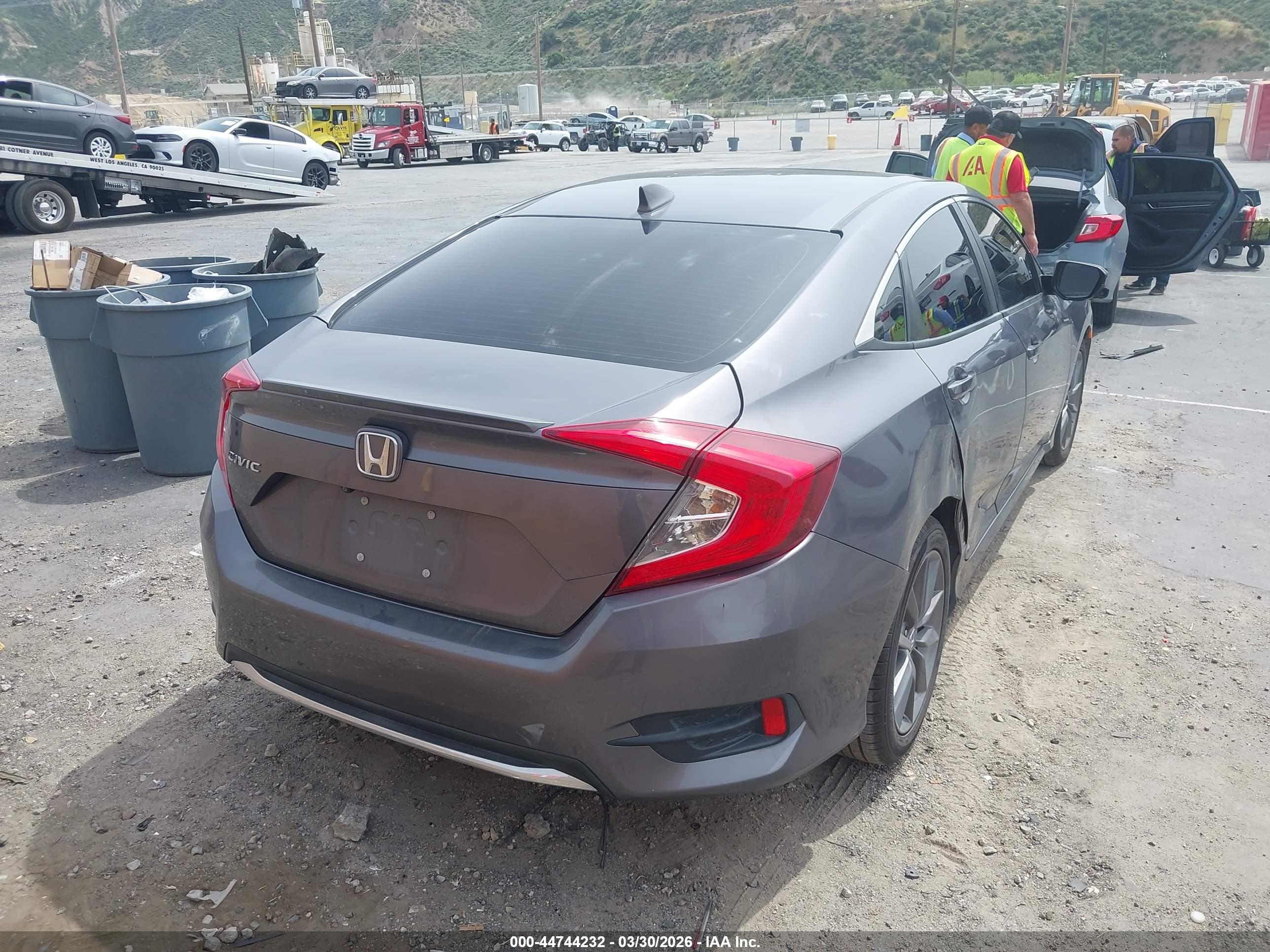 HONDA CIVIC image 4