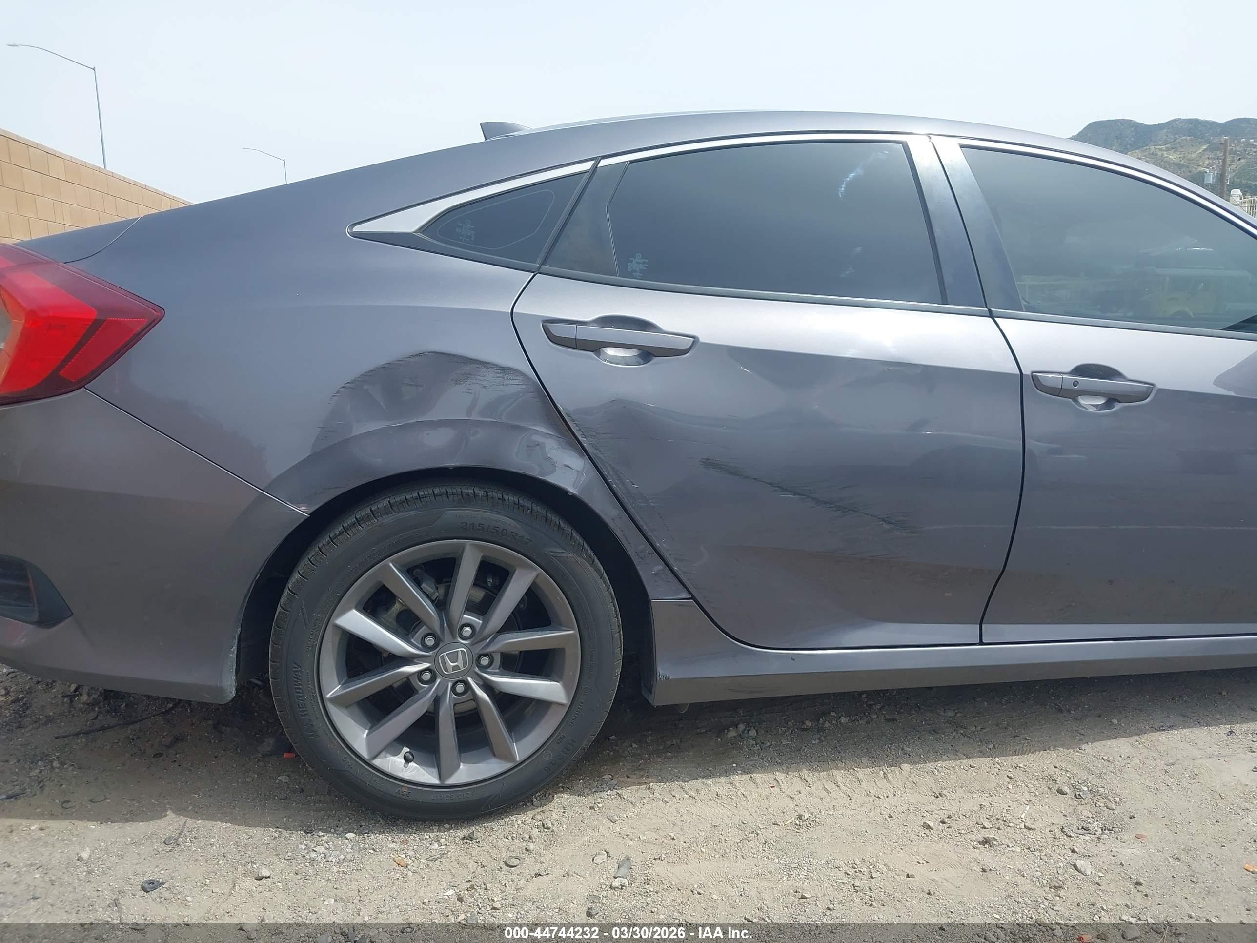 HONDA CIVIC image 6