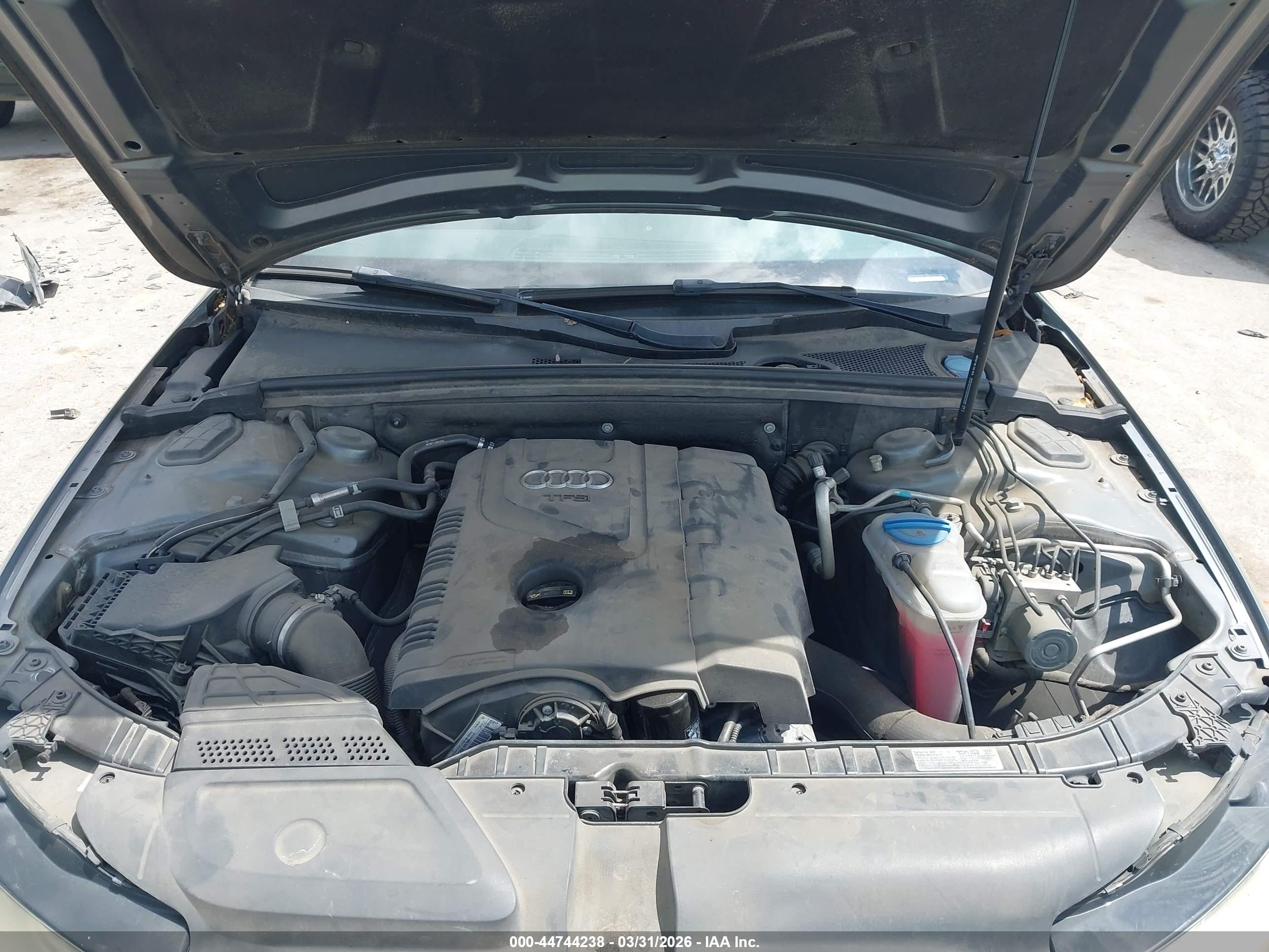 AUDI A4 image 10