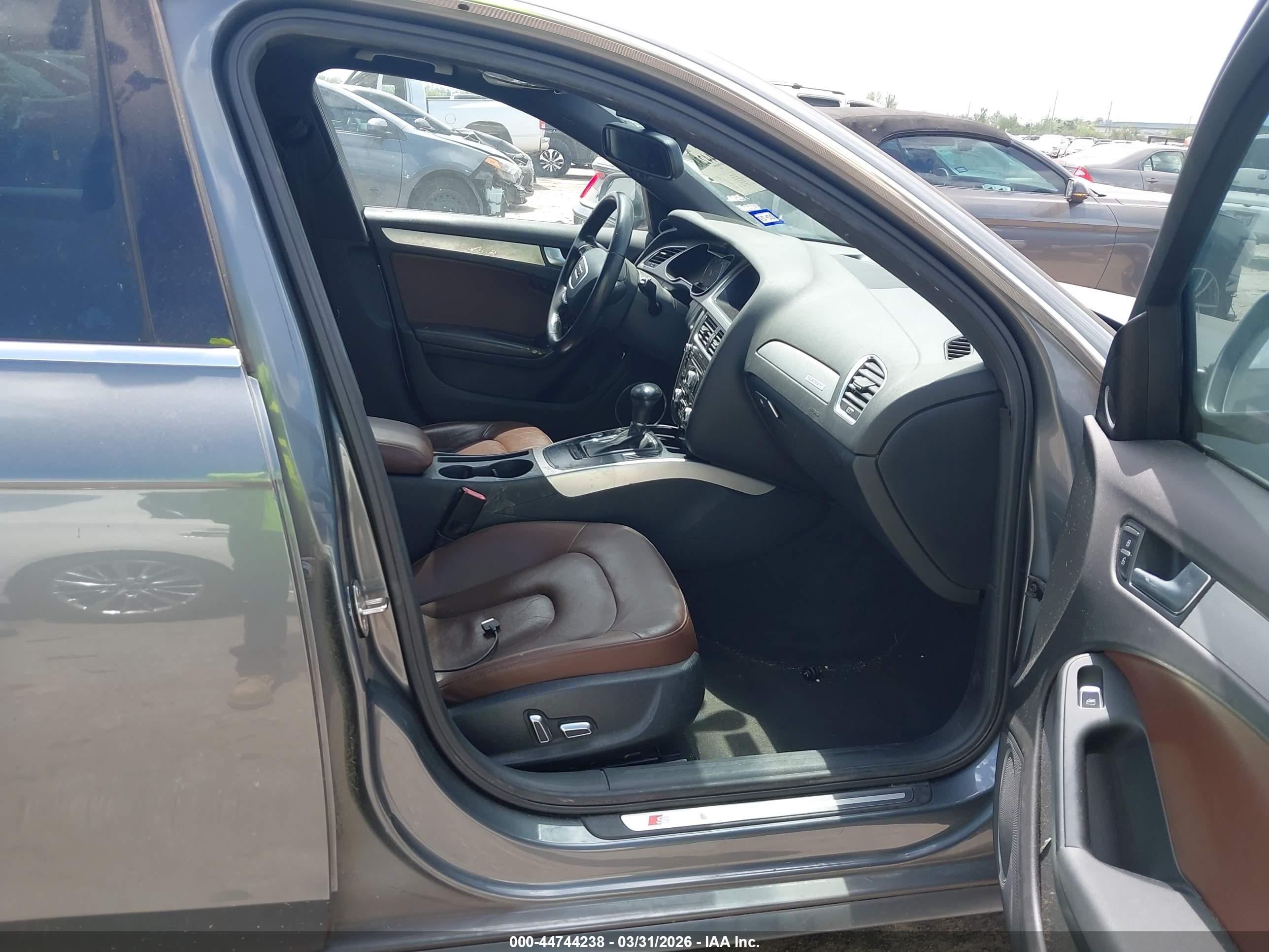 AUDI A4 image 5