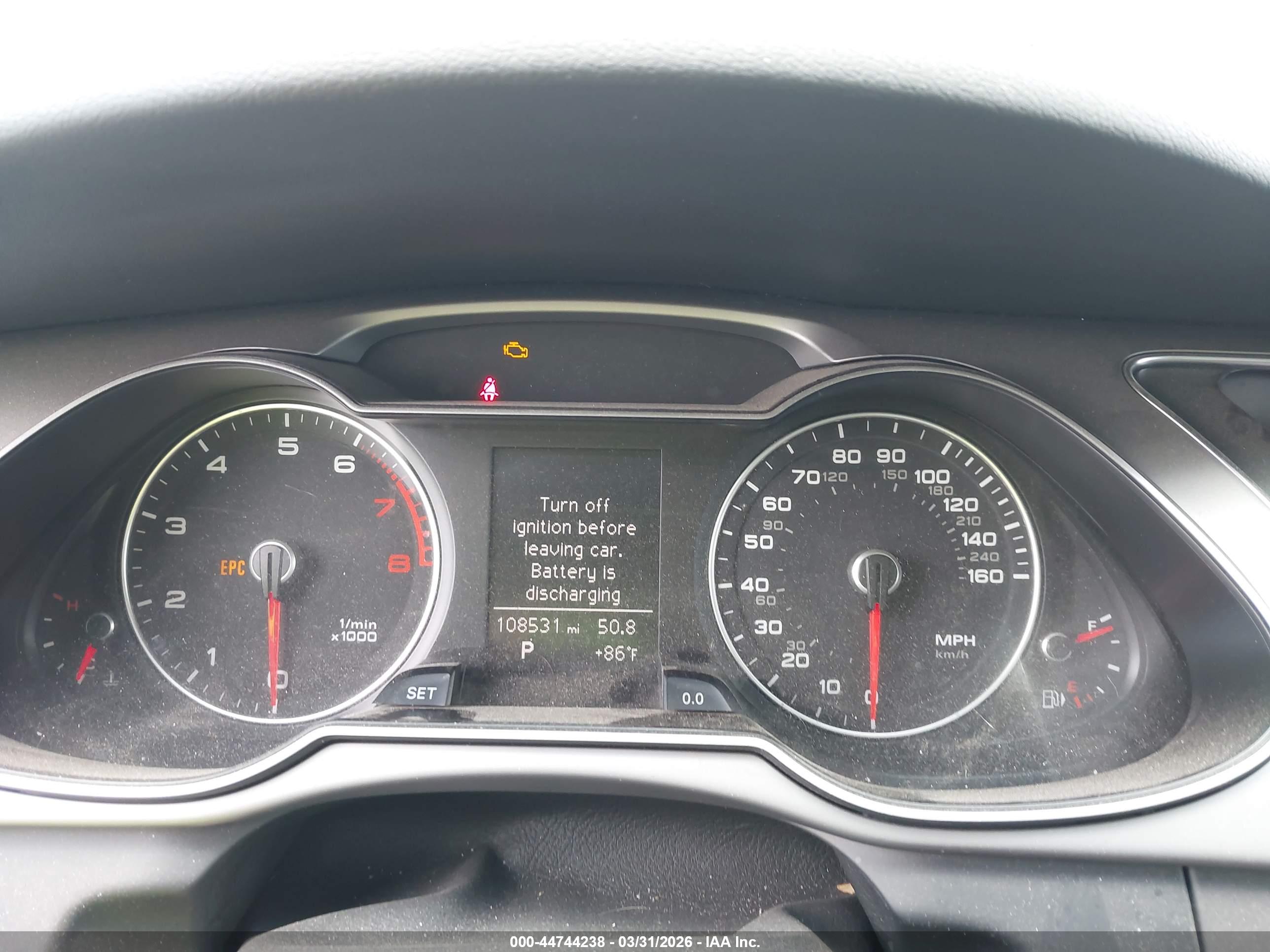 AUDI A4 image 7