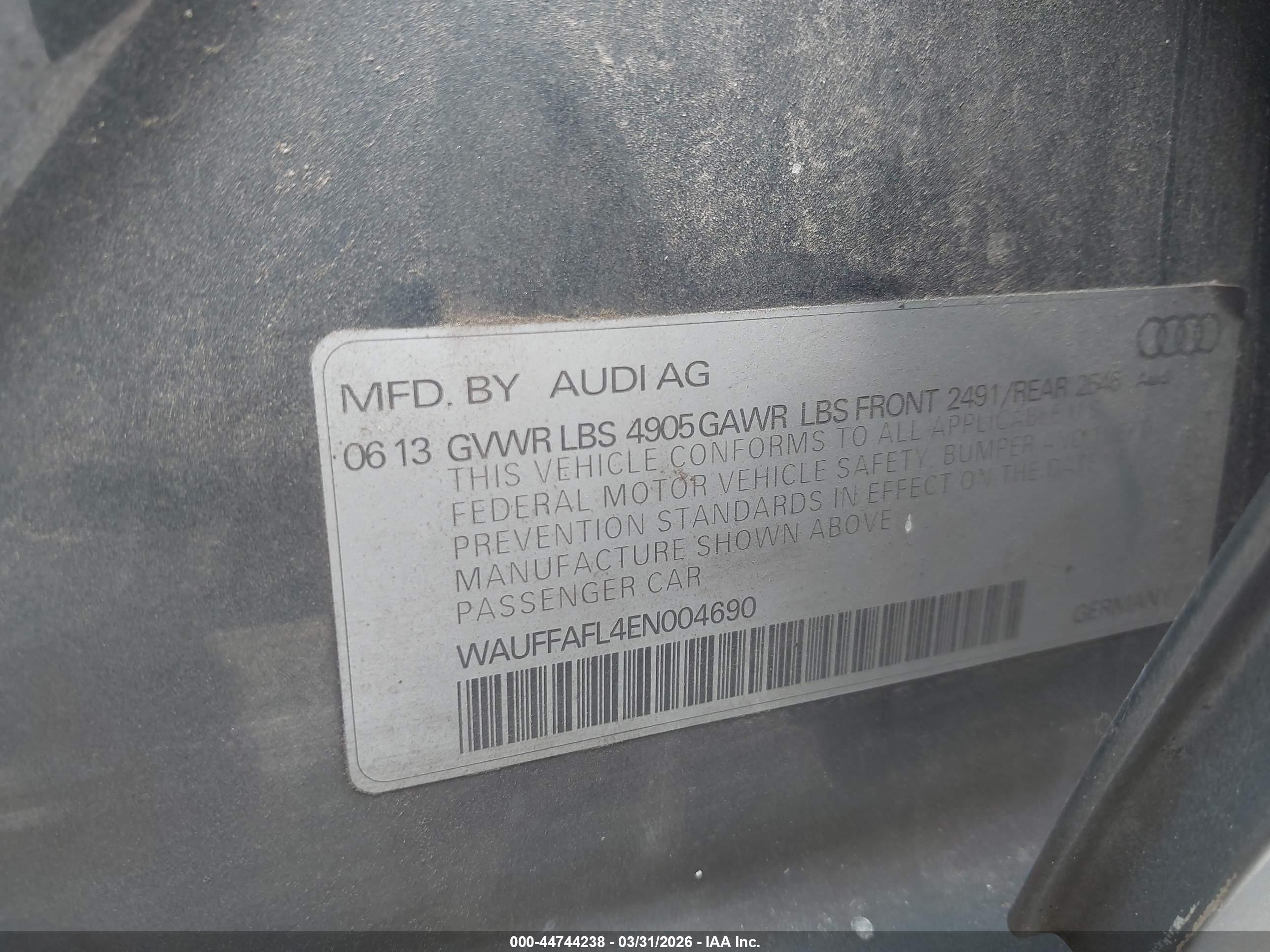 AUDI A4 image 9