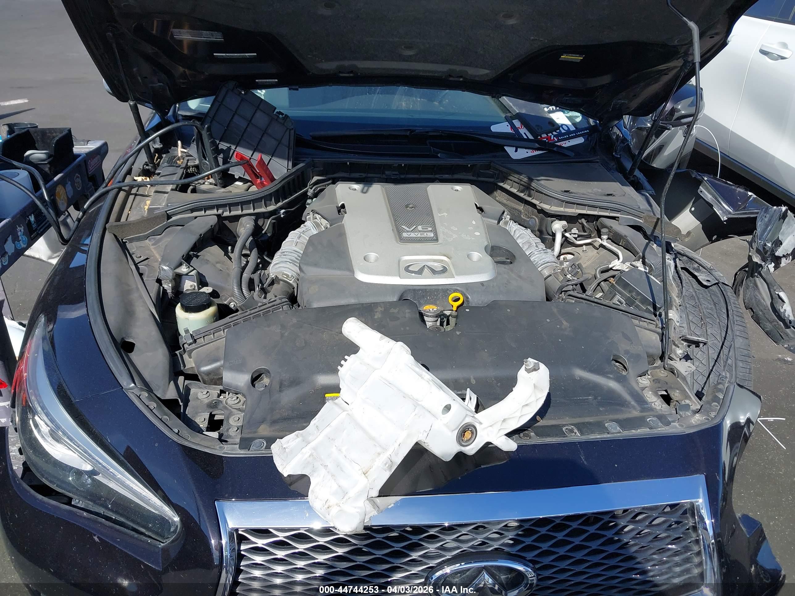 INFINITI Q50 image 10