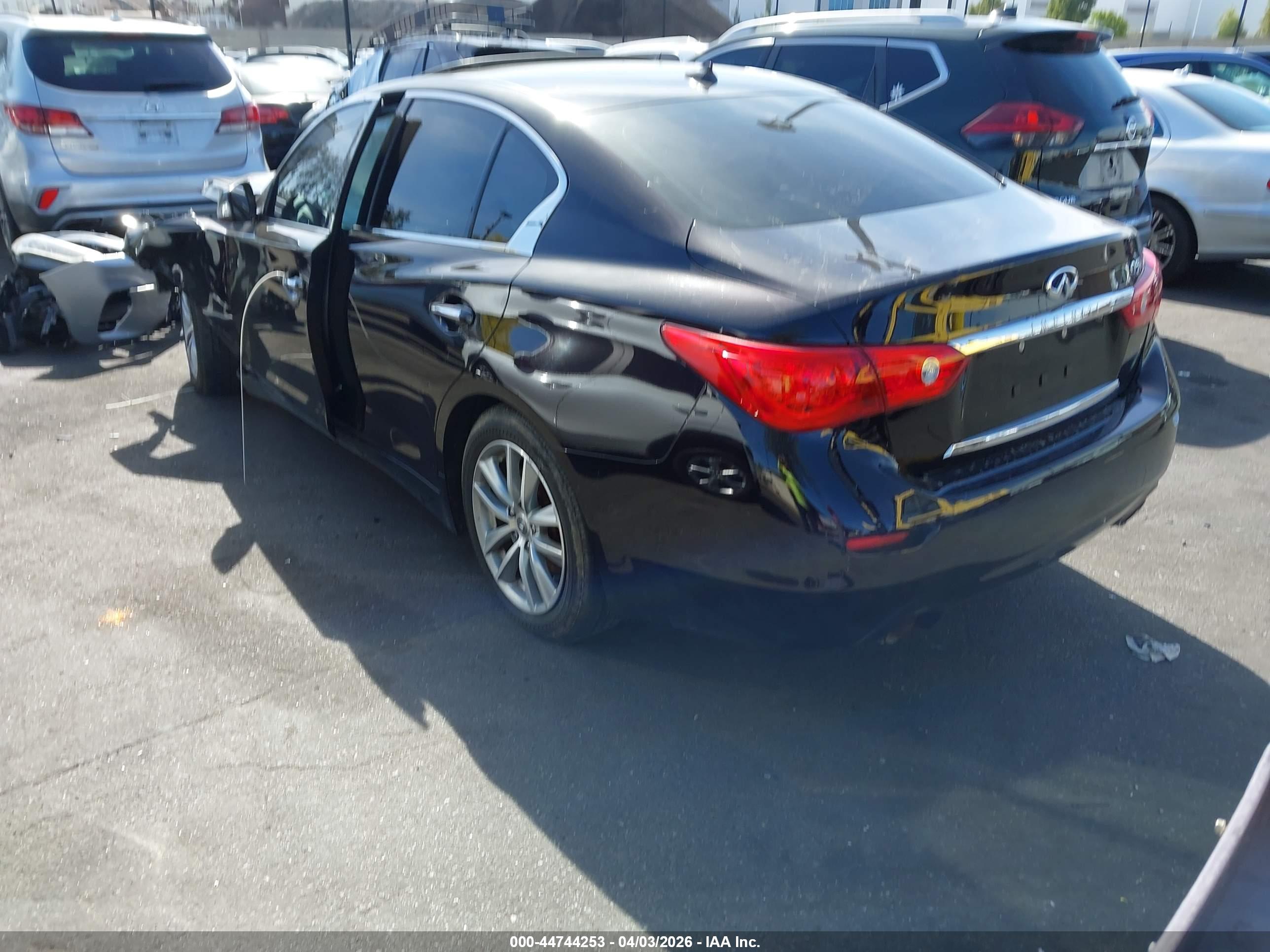 INFINITI Q50 image 3