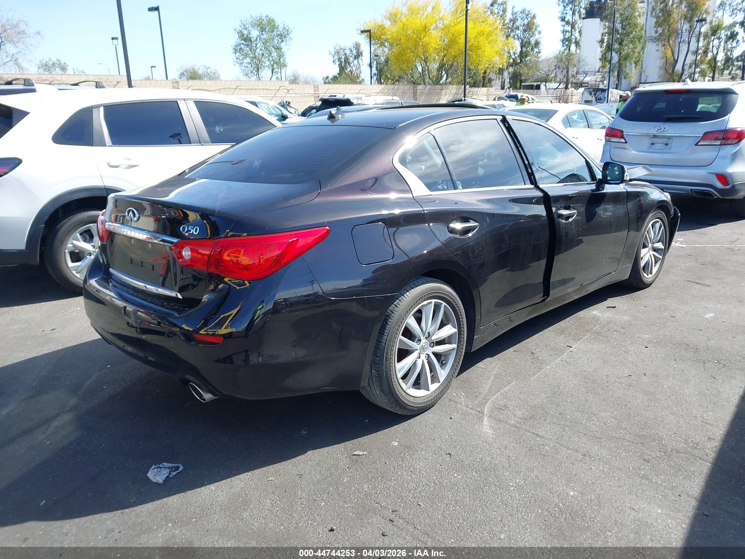 INFINITI Q50 image 4