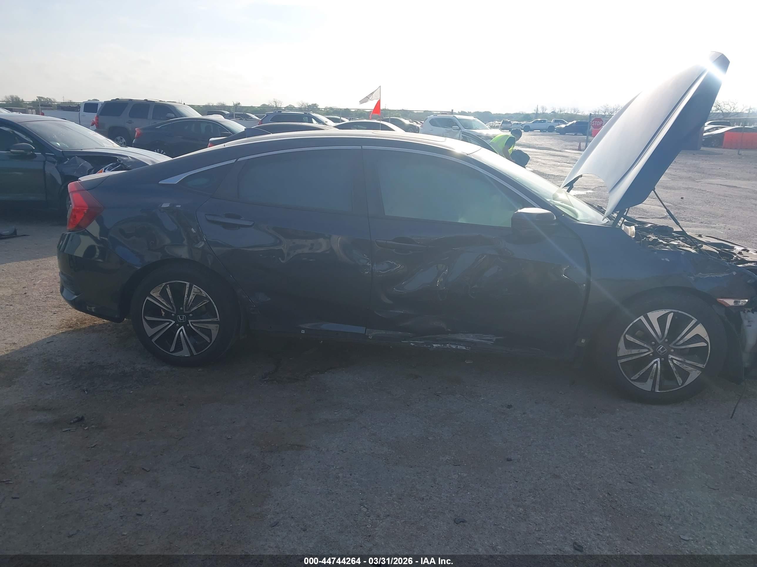 HONDA CIVIC image 6