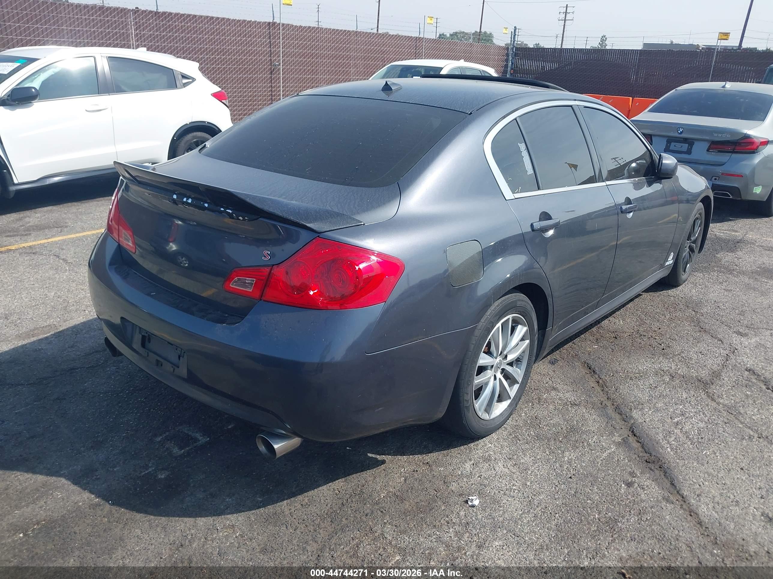 INFINITI G35 image 4