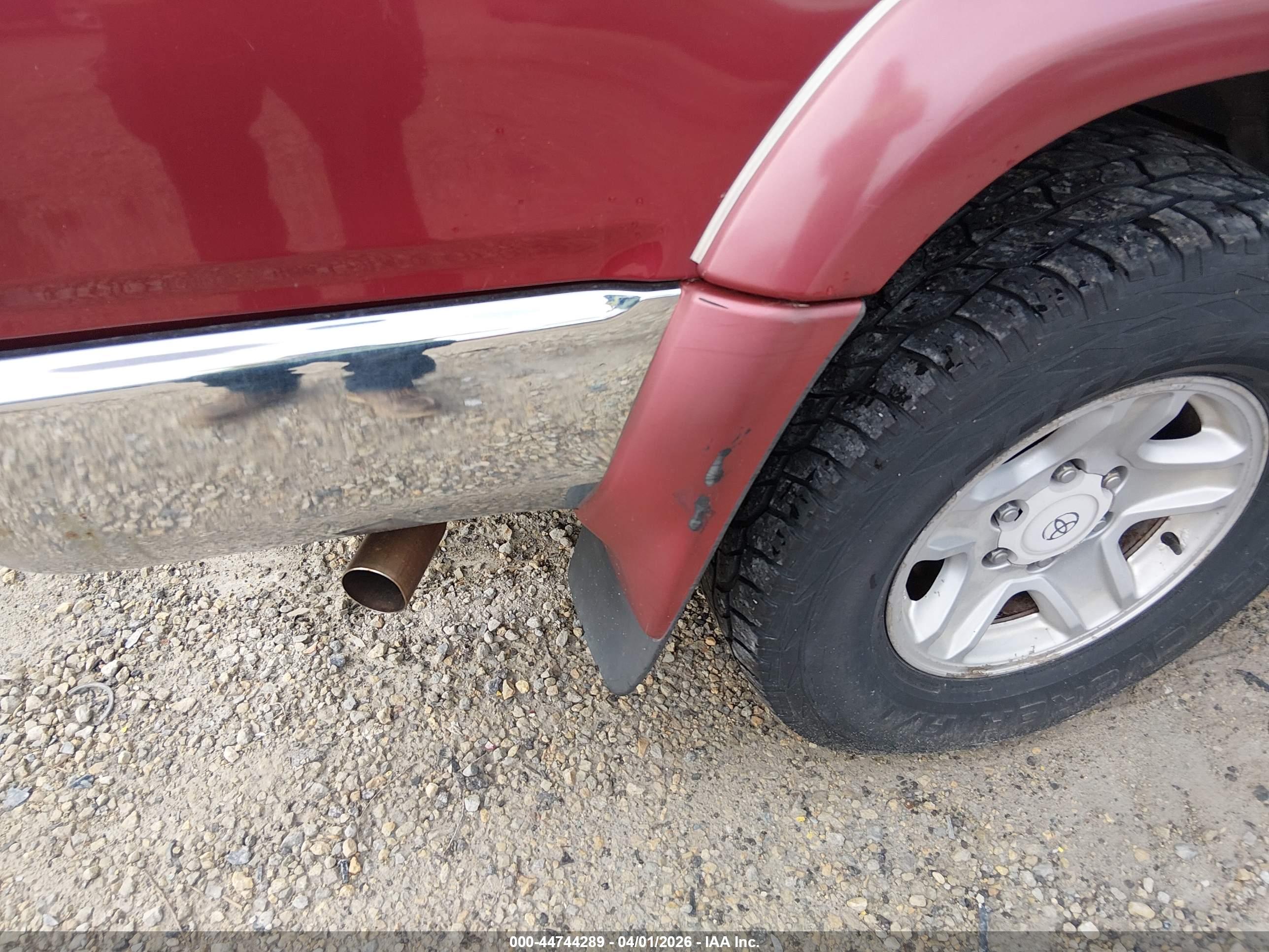 TOYOTA 4RUNNER image 6