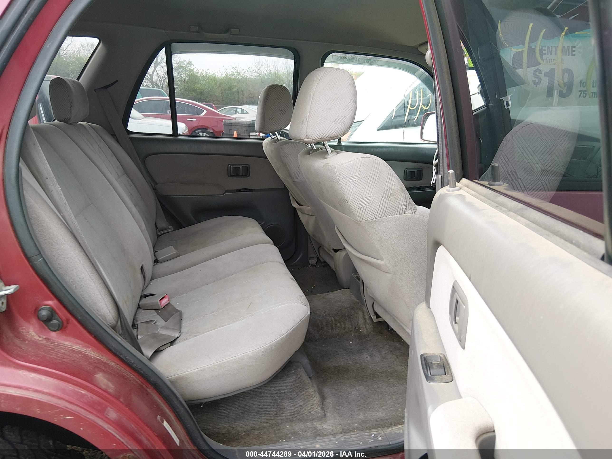TOYOTA 4RUNNER image 8