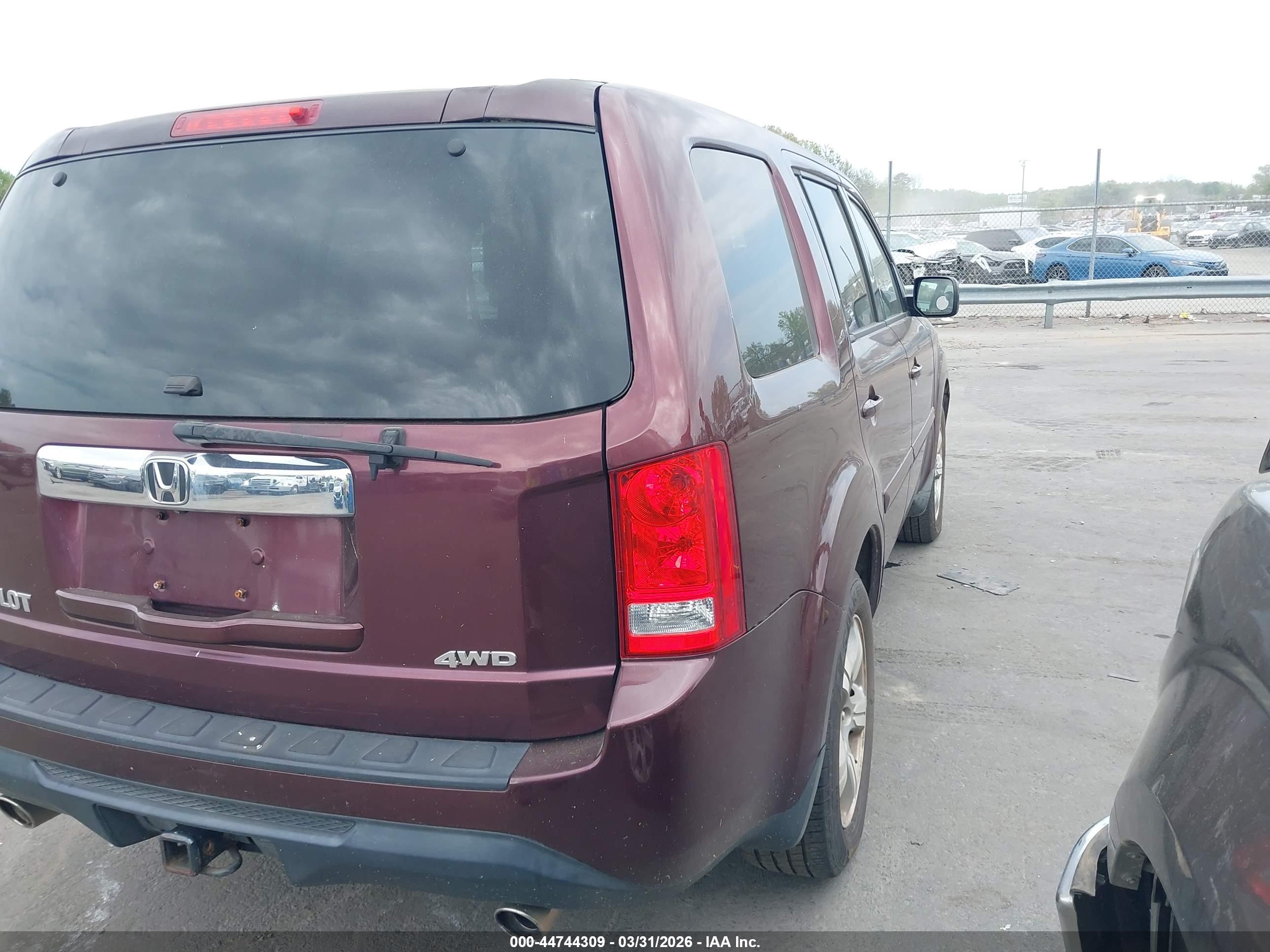HONDA PILOT image 4