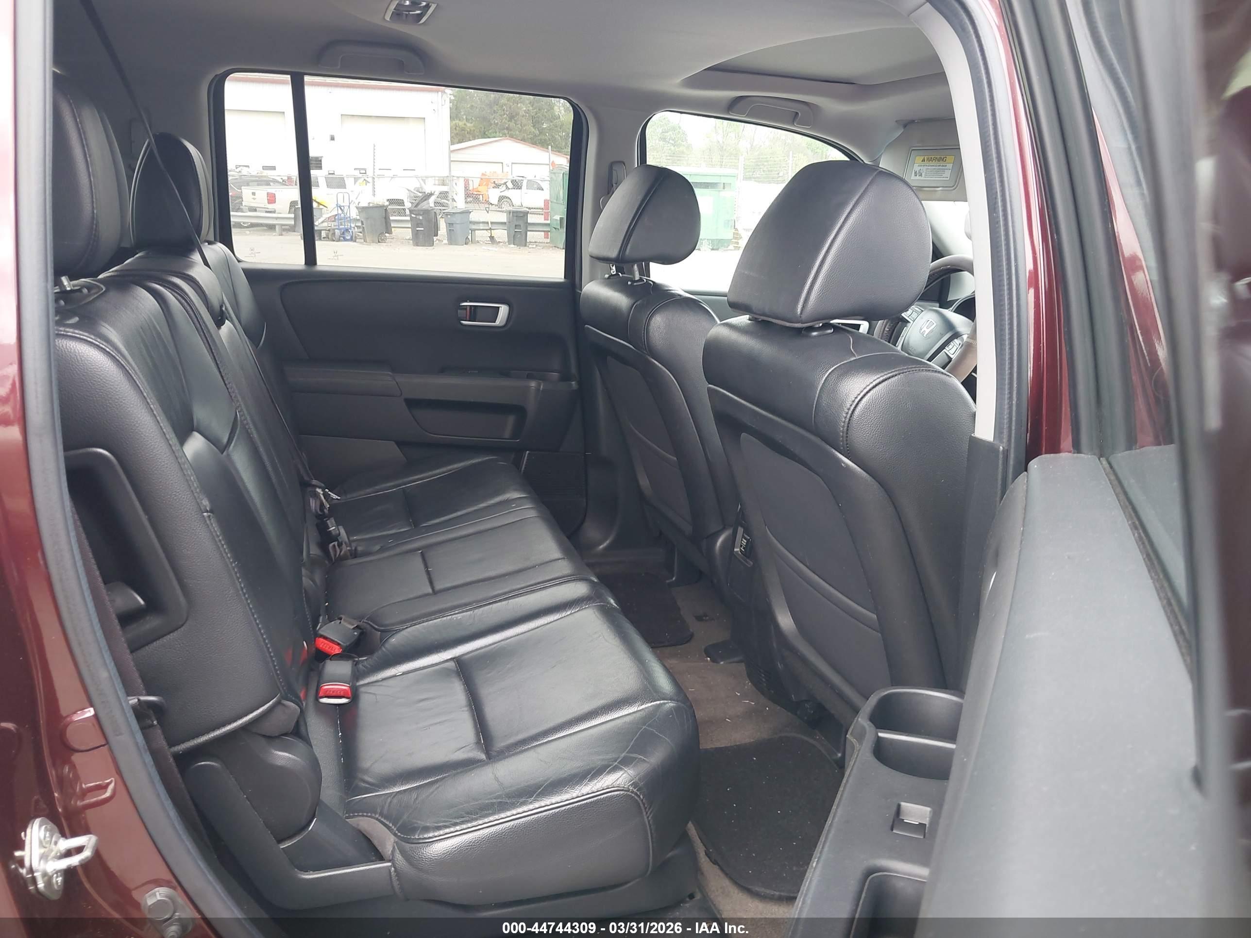 HONDA PILOT image 8