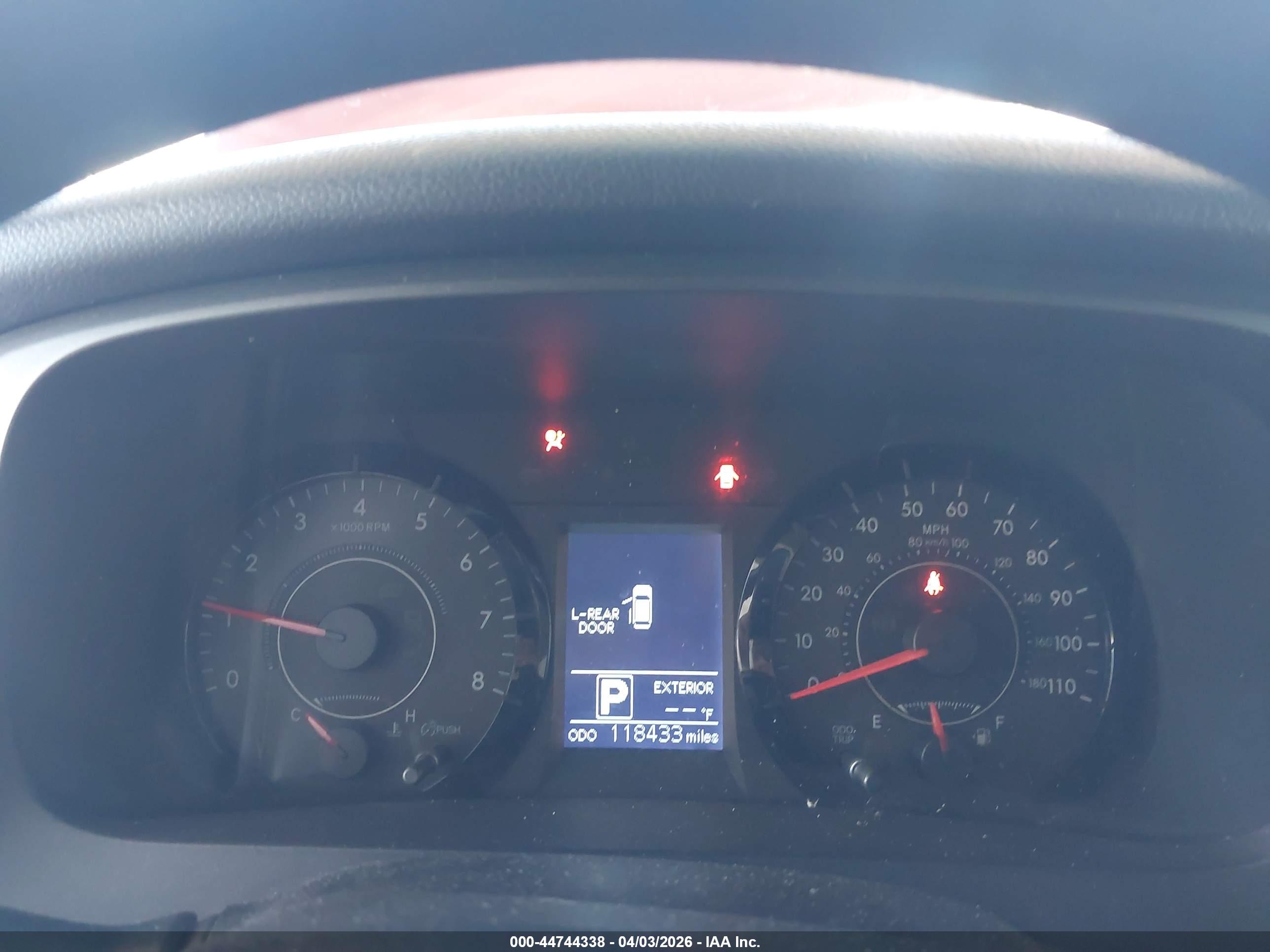TOYOTA SIENNA image 7