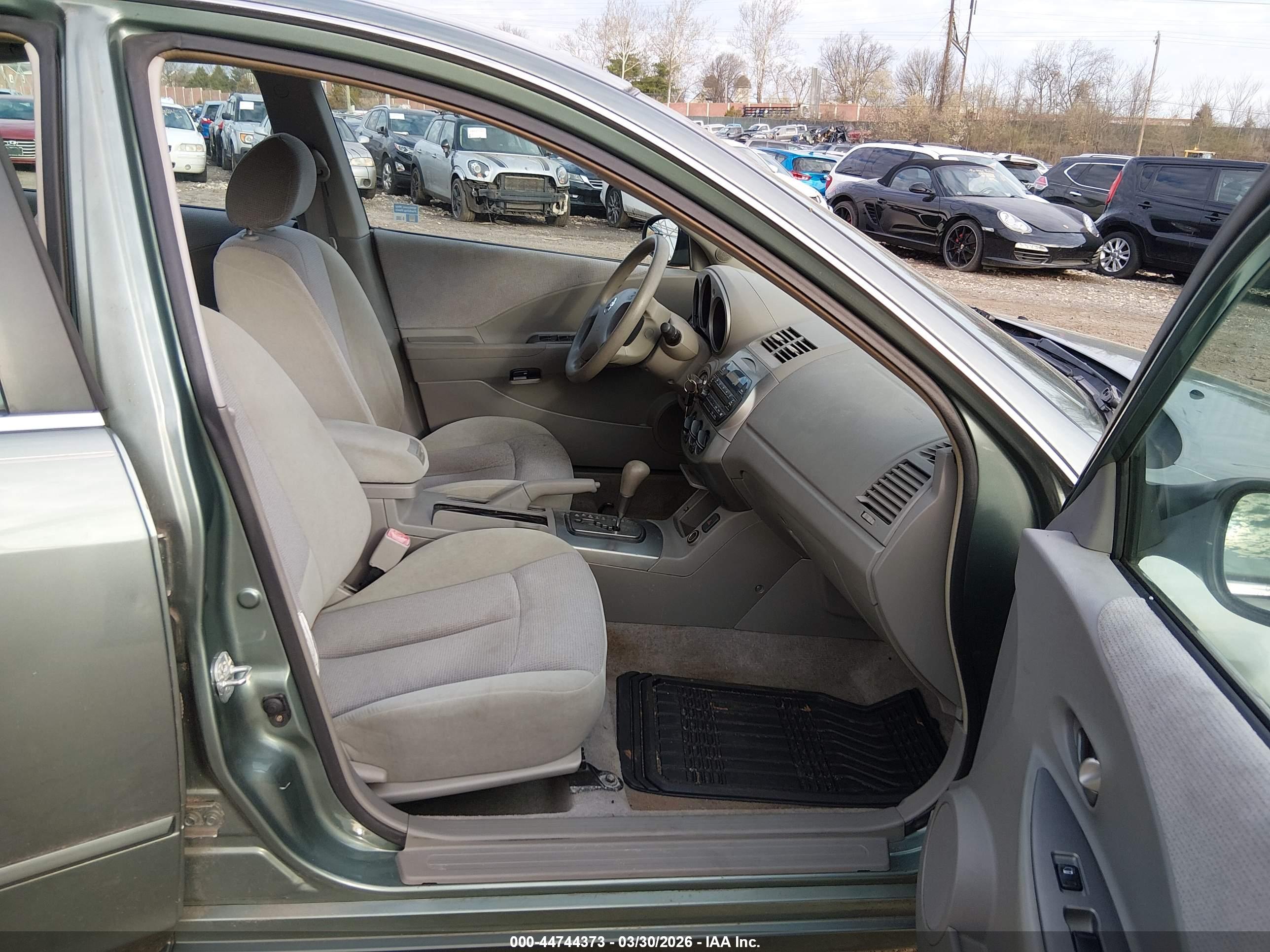 NISSAN ALTIMA image 5