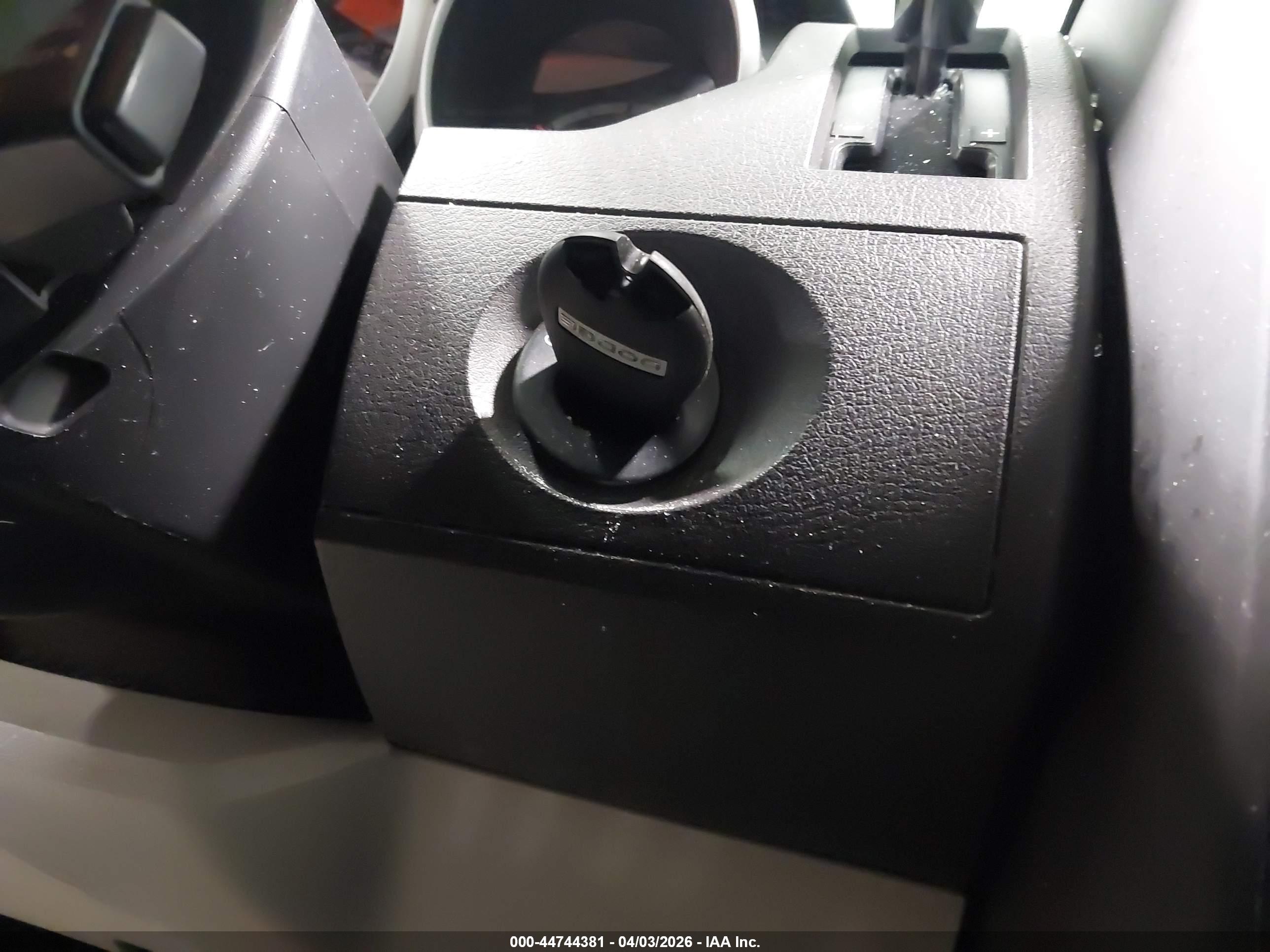 DODGE GRAND image 11