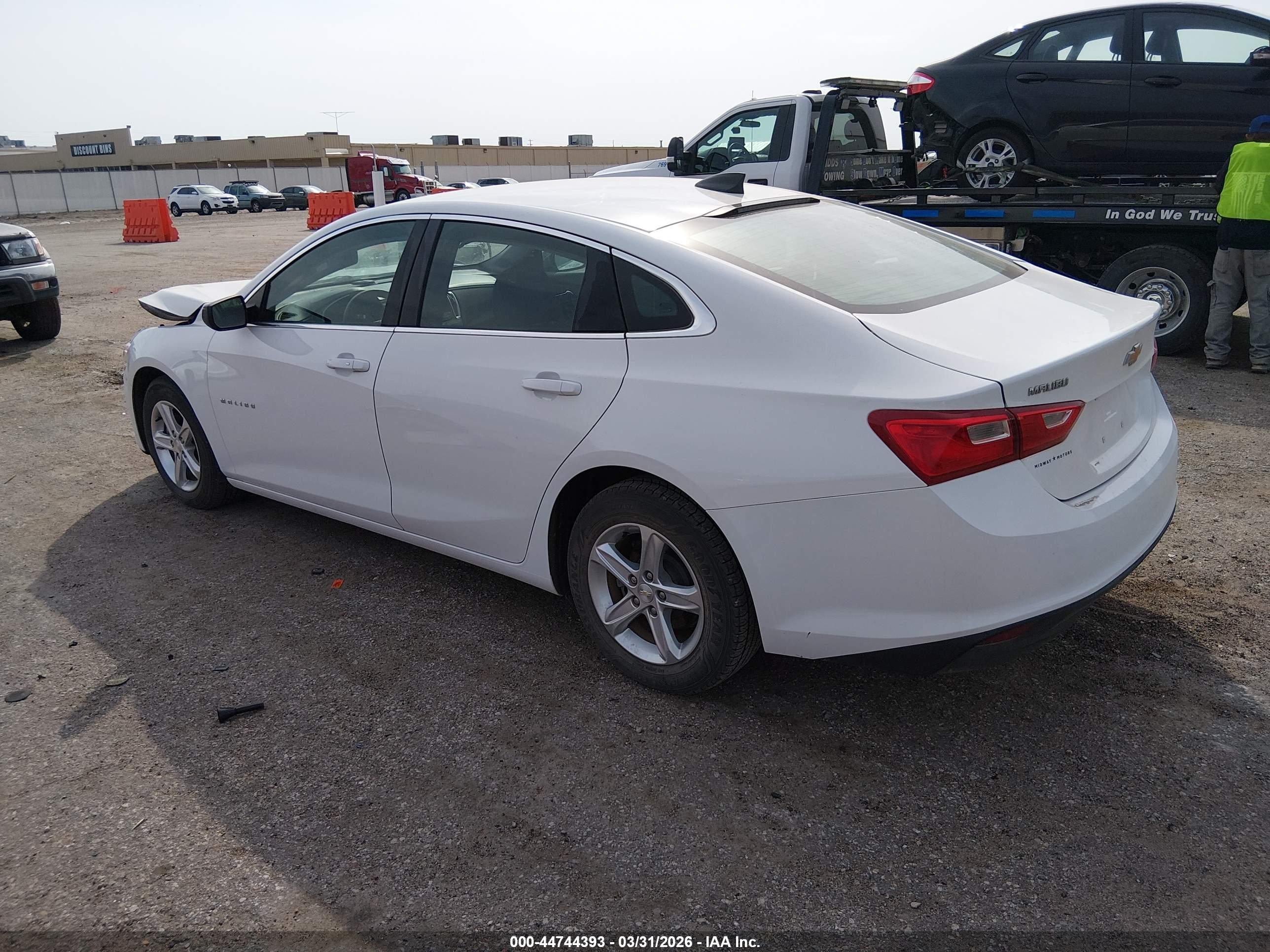 CHEVROLET MALIBU image 3