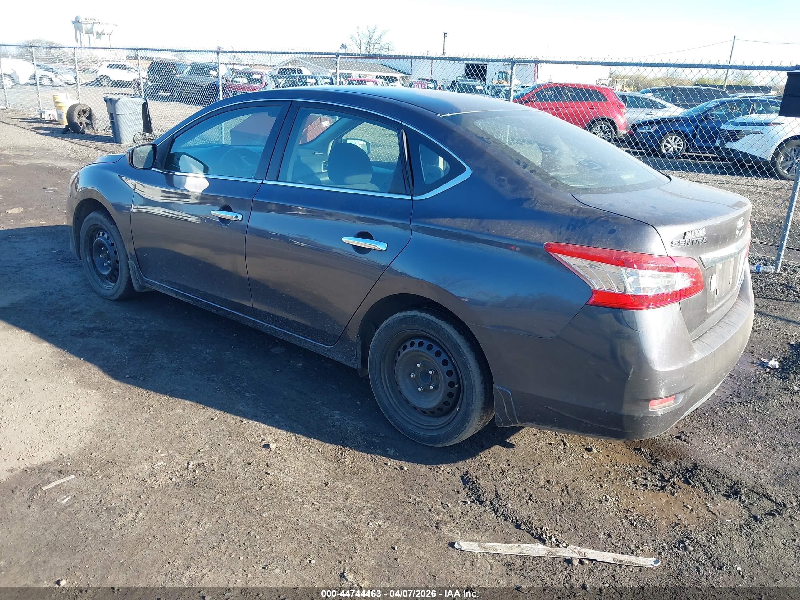 NISSAN SENTRA image 3