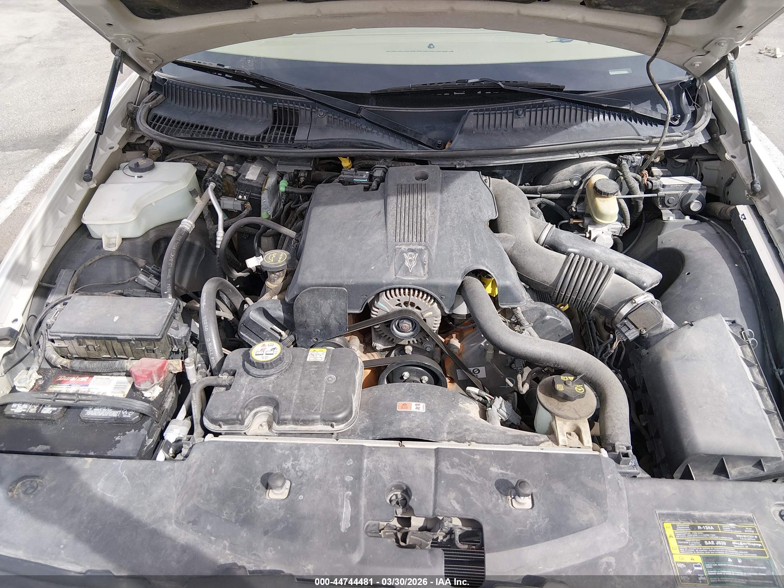 LINCOLN TOWN image 10