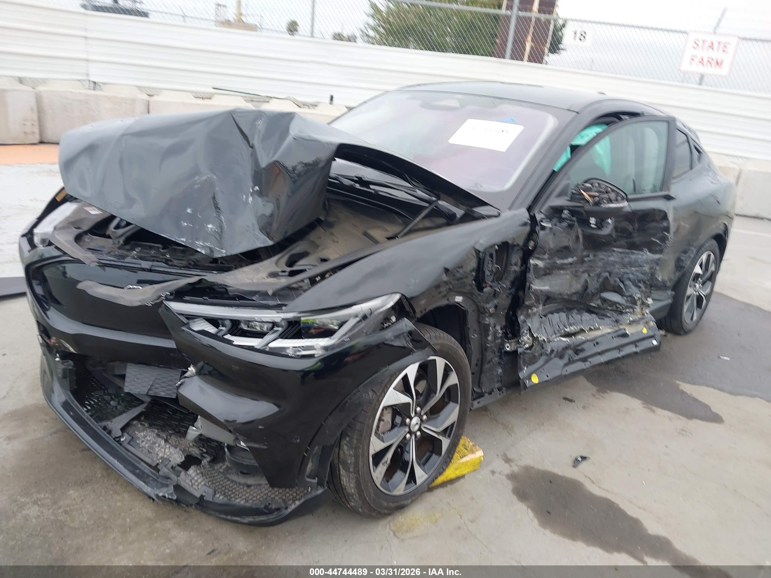 FORD MUSTANG image 6