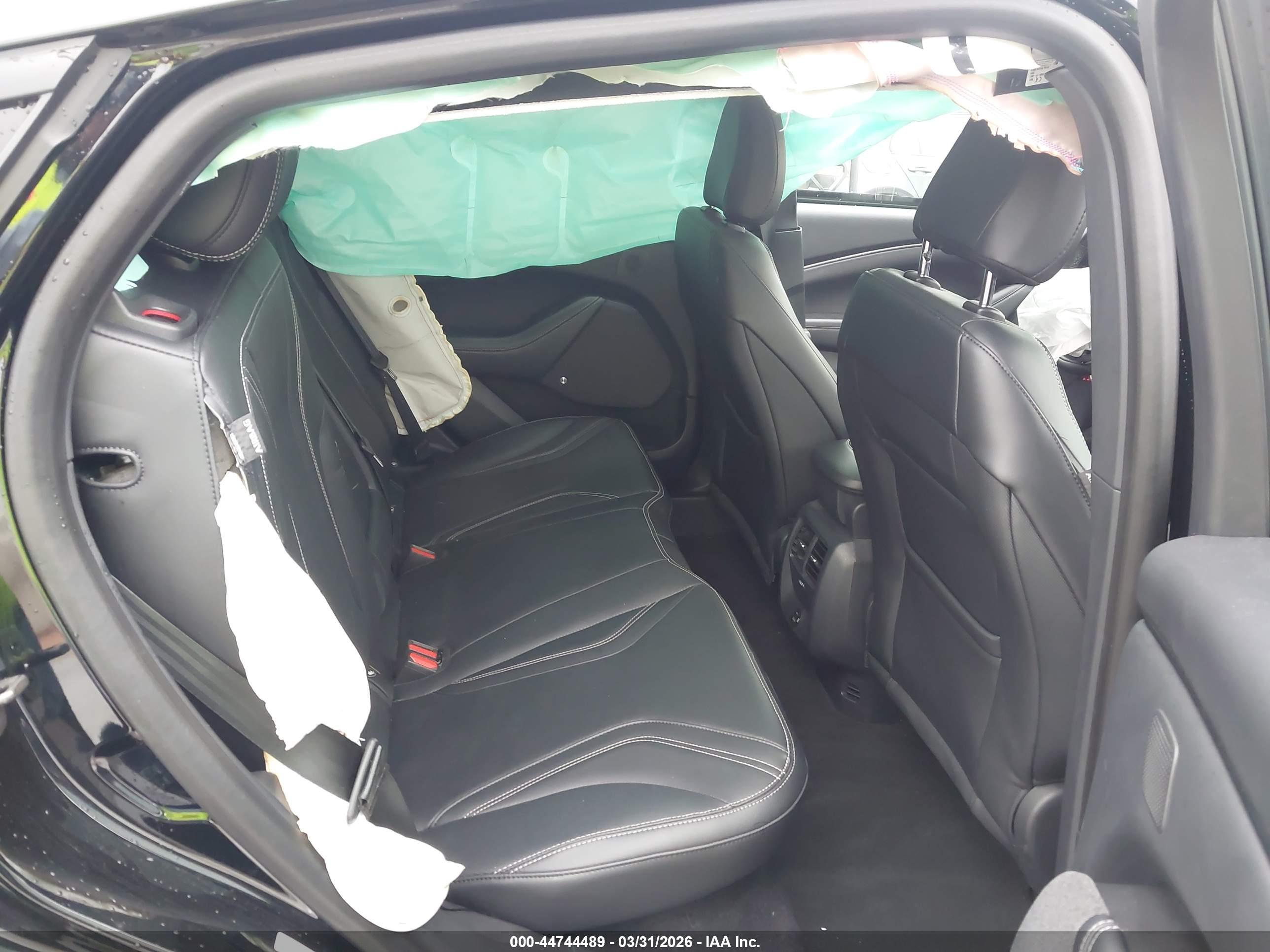 FORD MUSTANG image 8