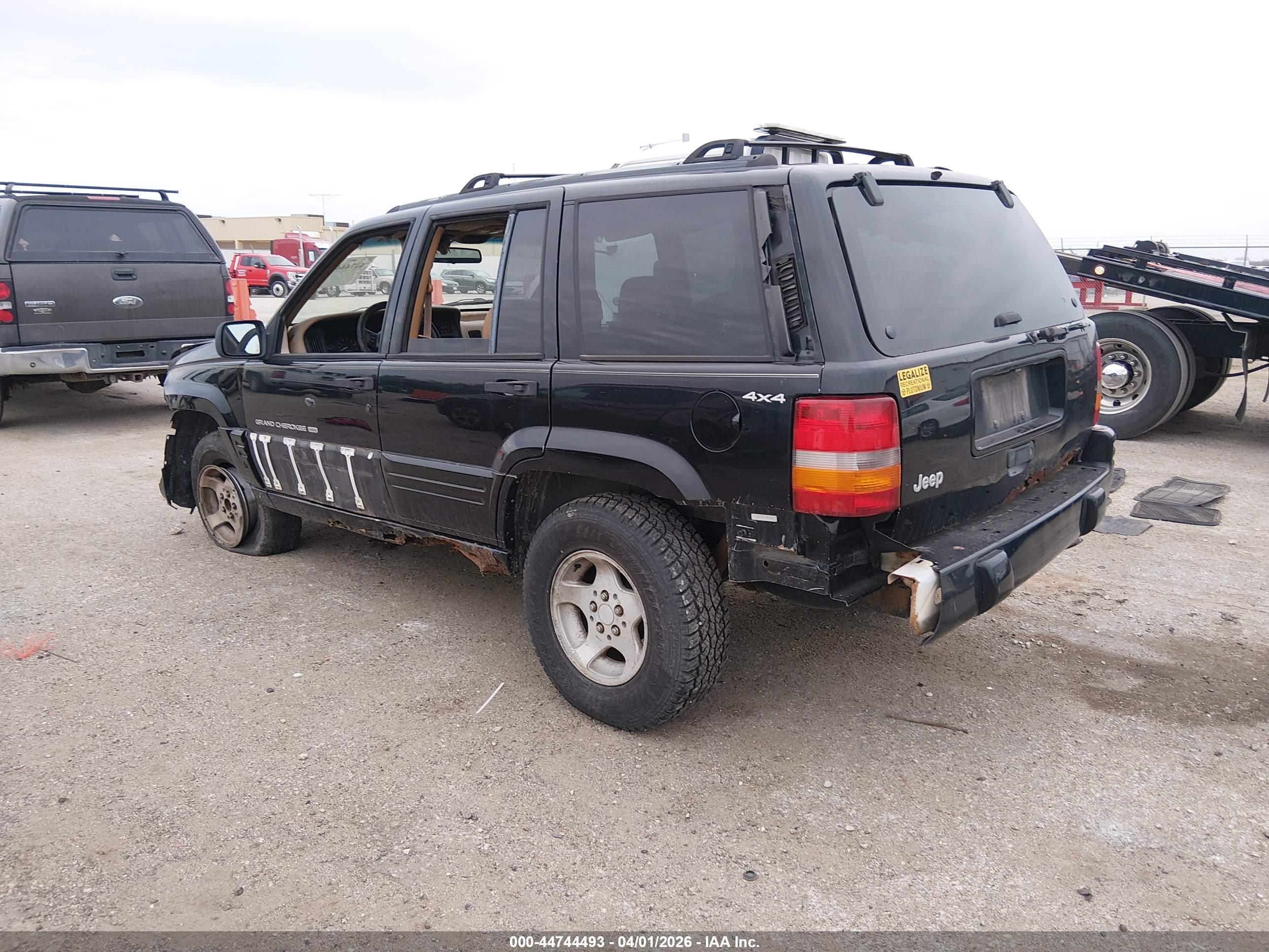 JEEP GRAND image 3